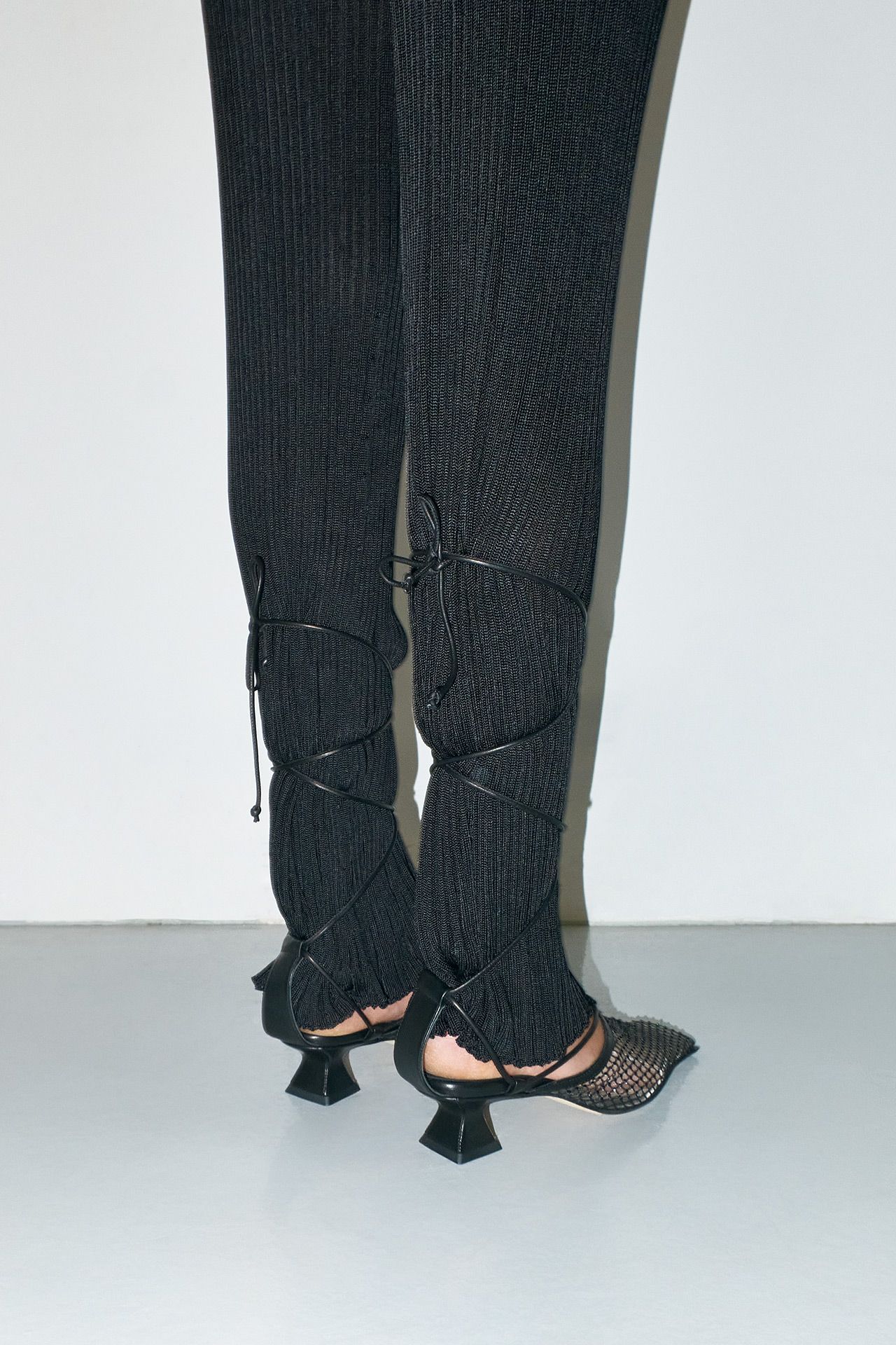 サンダル・ミュール MESH MULES mamian｜メッシュバンドスクエアトゥクリアヒールミュール