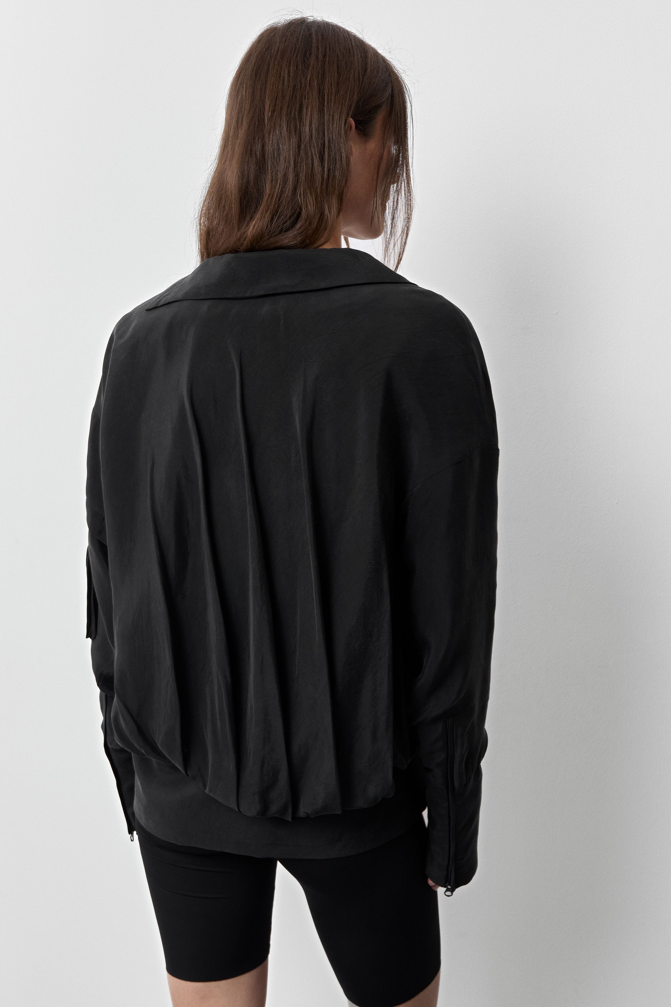 Noxi Jacket - Black Cupro | Miista