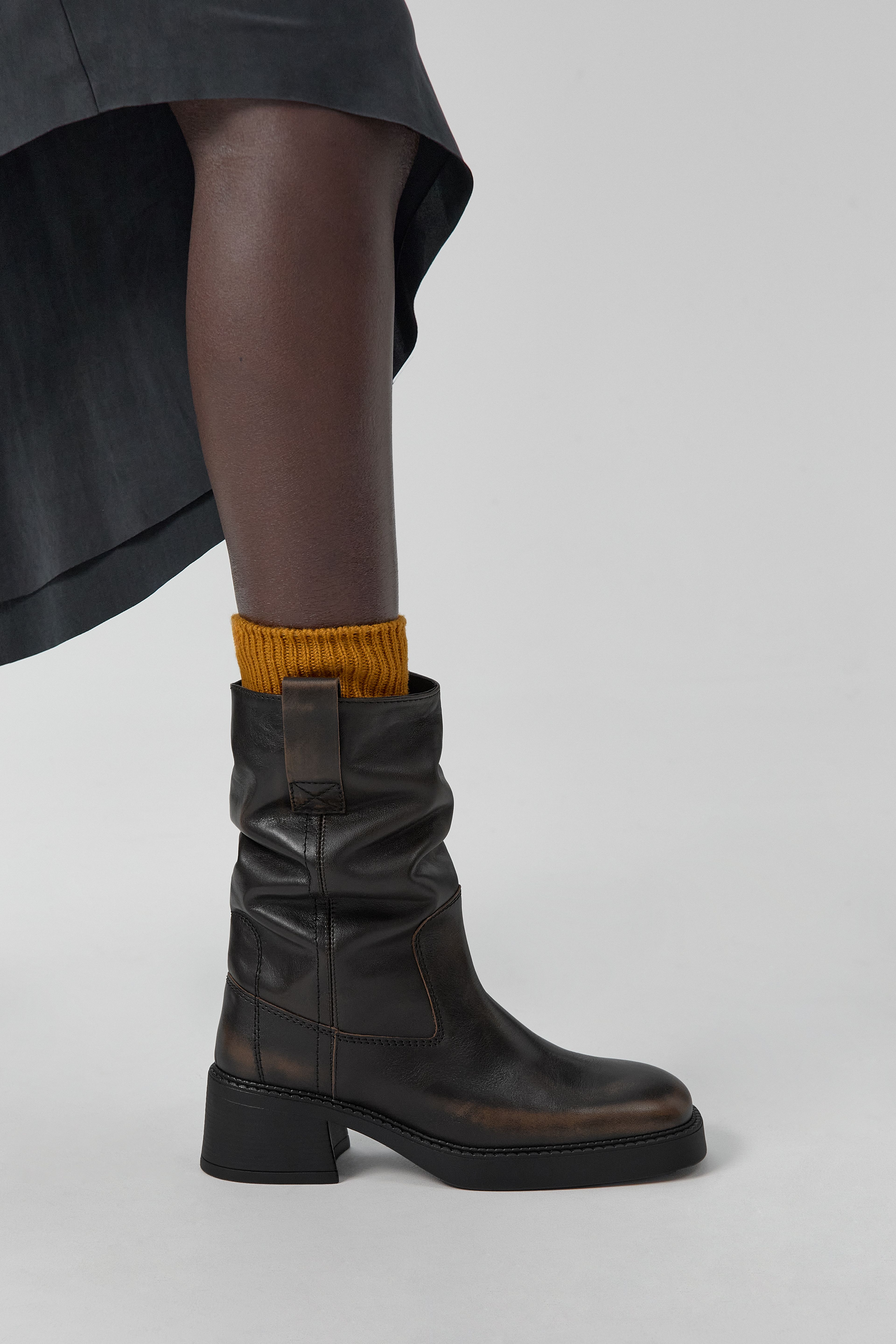 Inaya Boots - Brown Brush Off Leather | Miista | Designed & Handmade in Europe