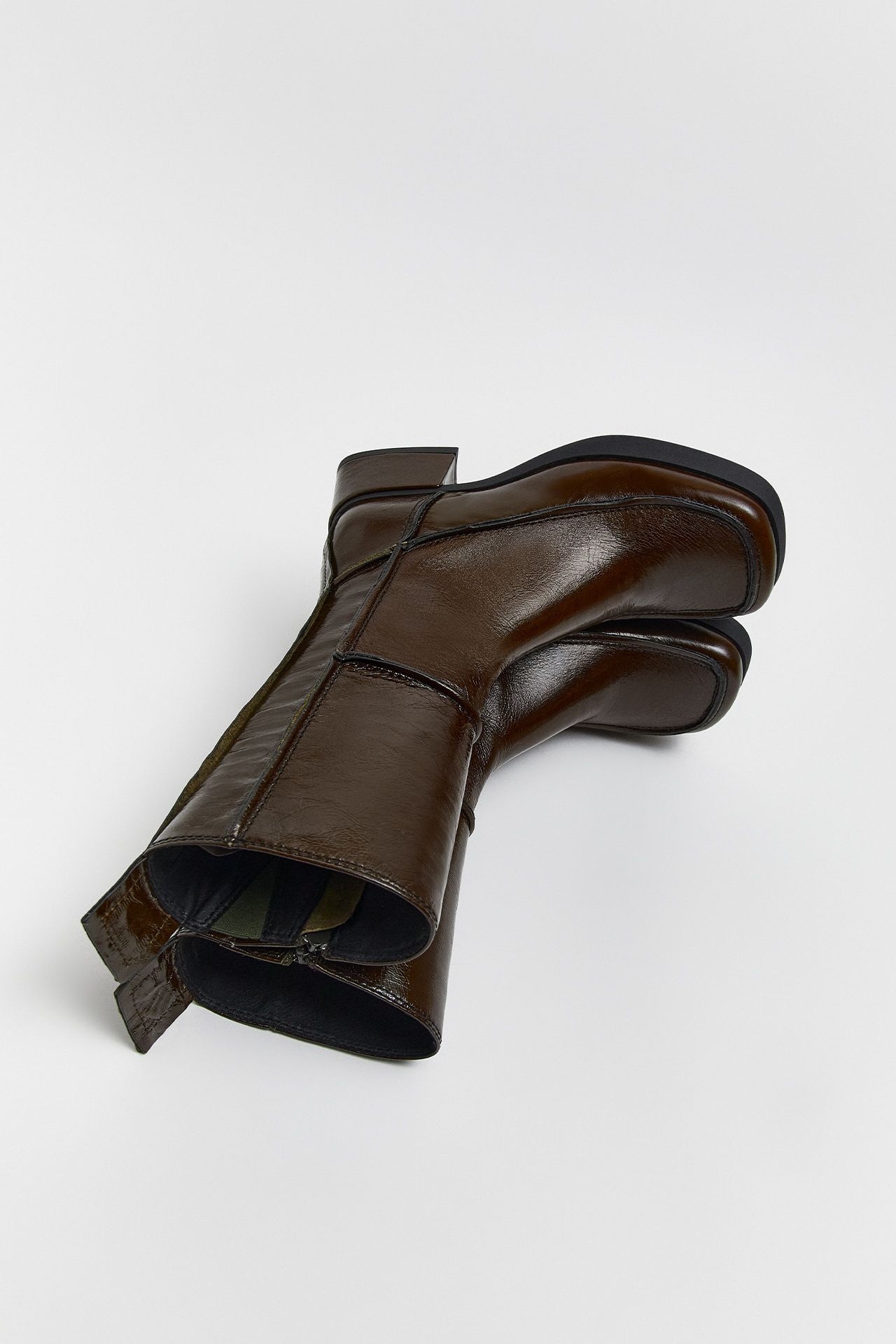 Alzira Boots - Brown Patent Leather | Miista