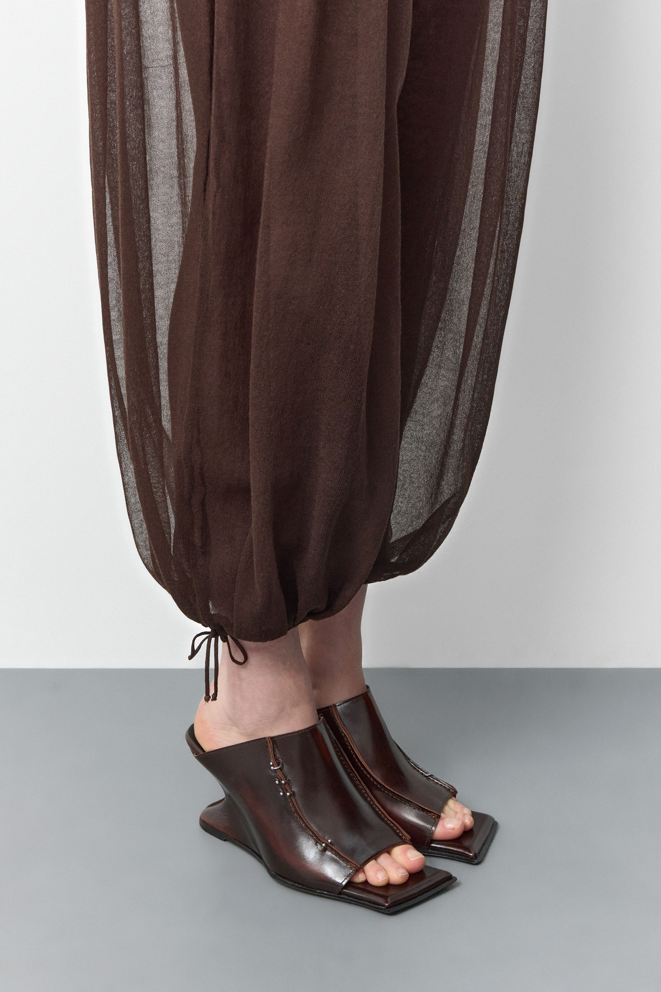 Dalila Sandals - Brown Brush Off Leather | Miista