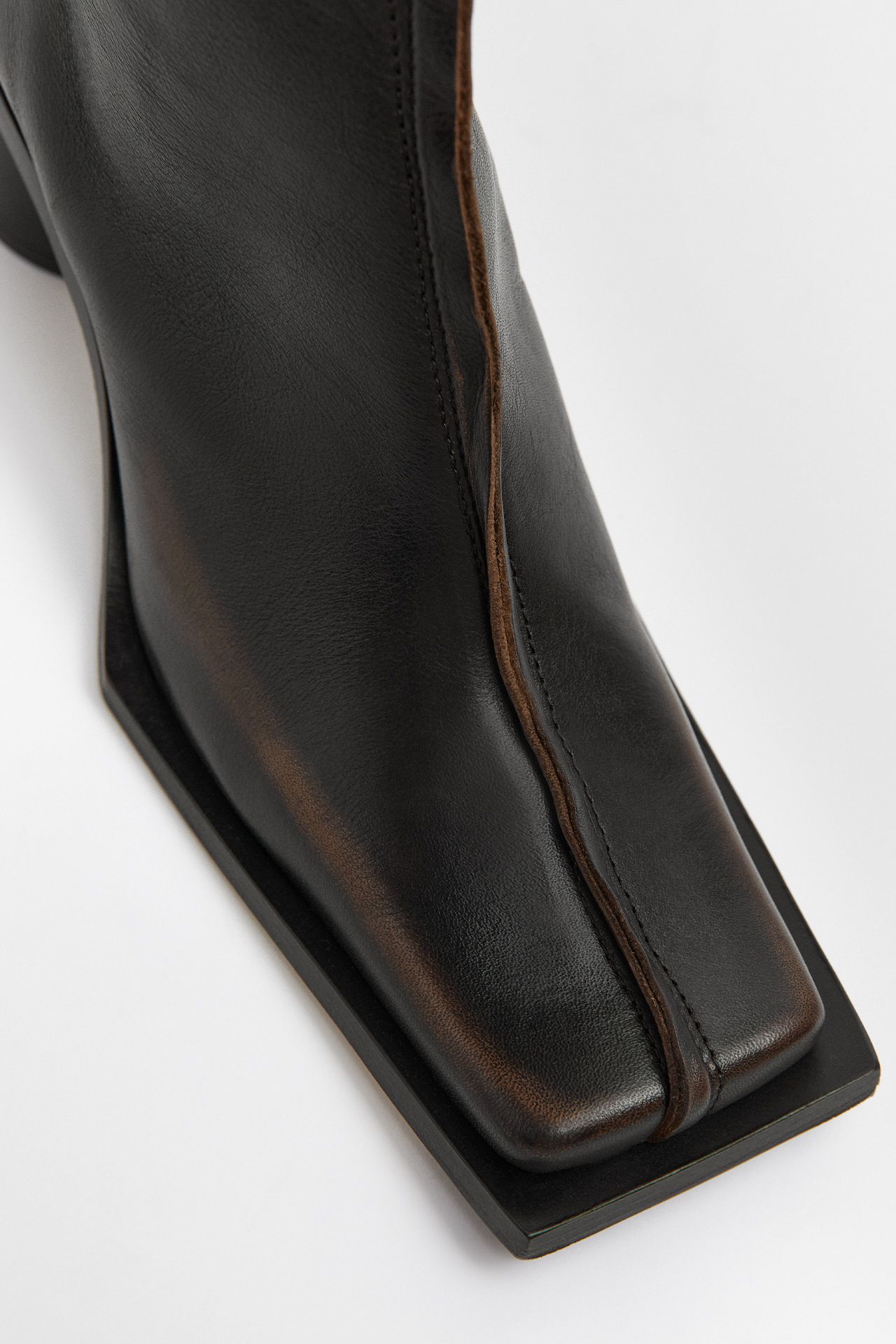 Reiko Brown Boots | Miista
