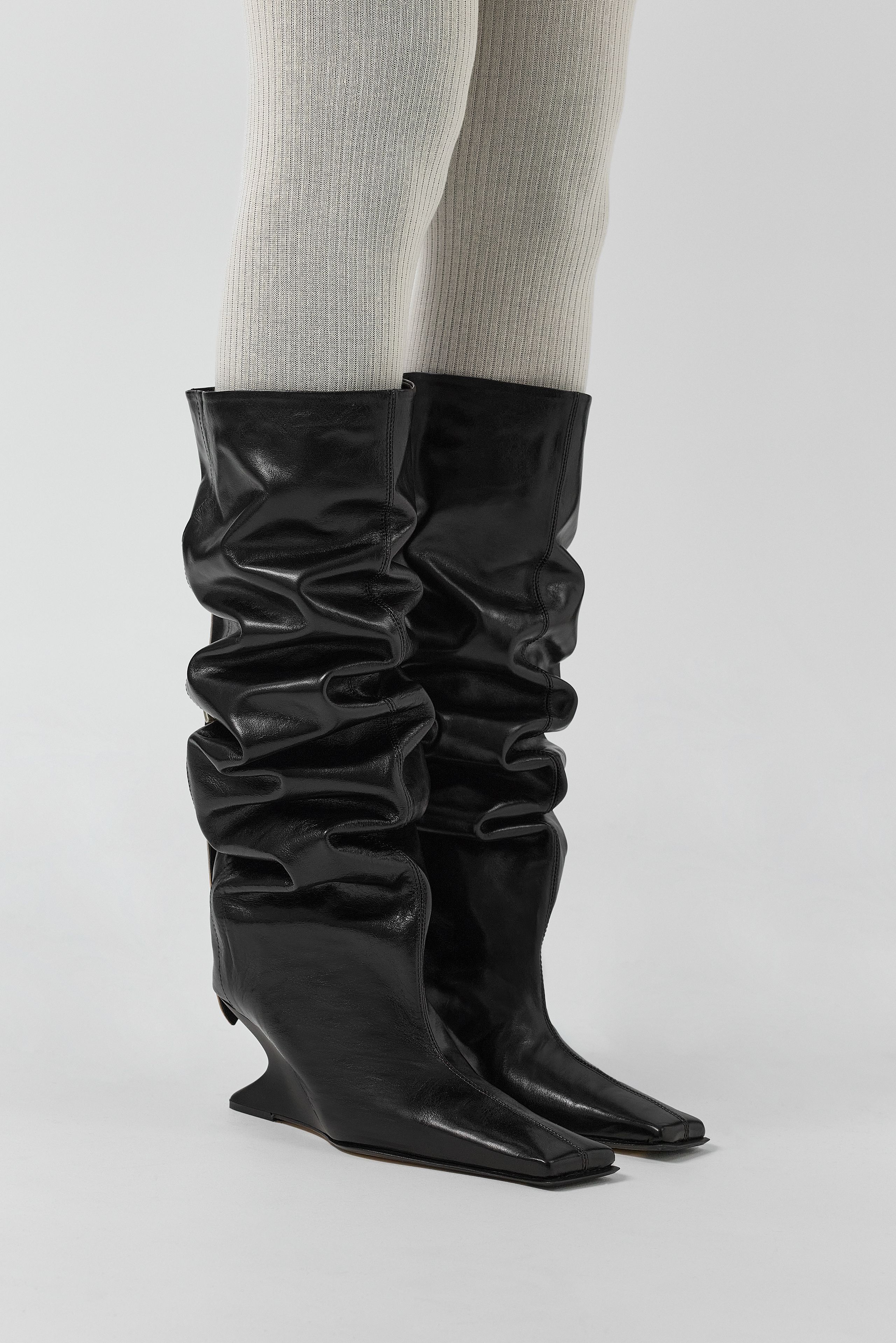 Mattie Boots - Black Leather | Miista