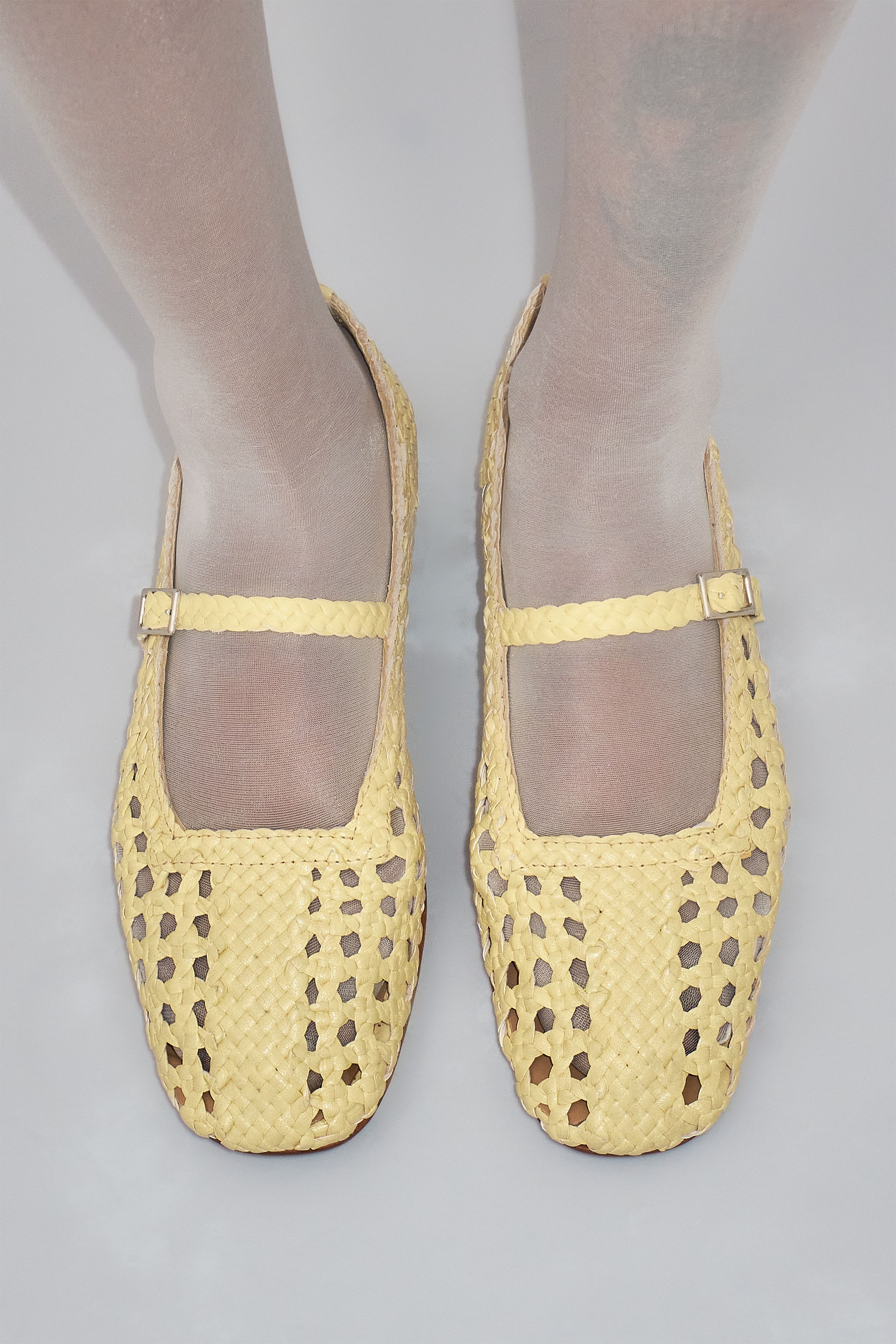 【関税込み】Miista イエロー Yeida フラットシューズ Yeida Butter Ballerinas | Miista