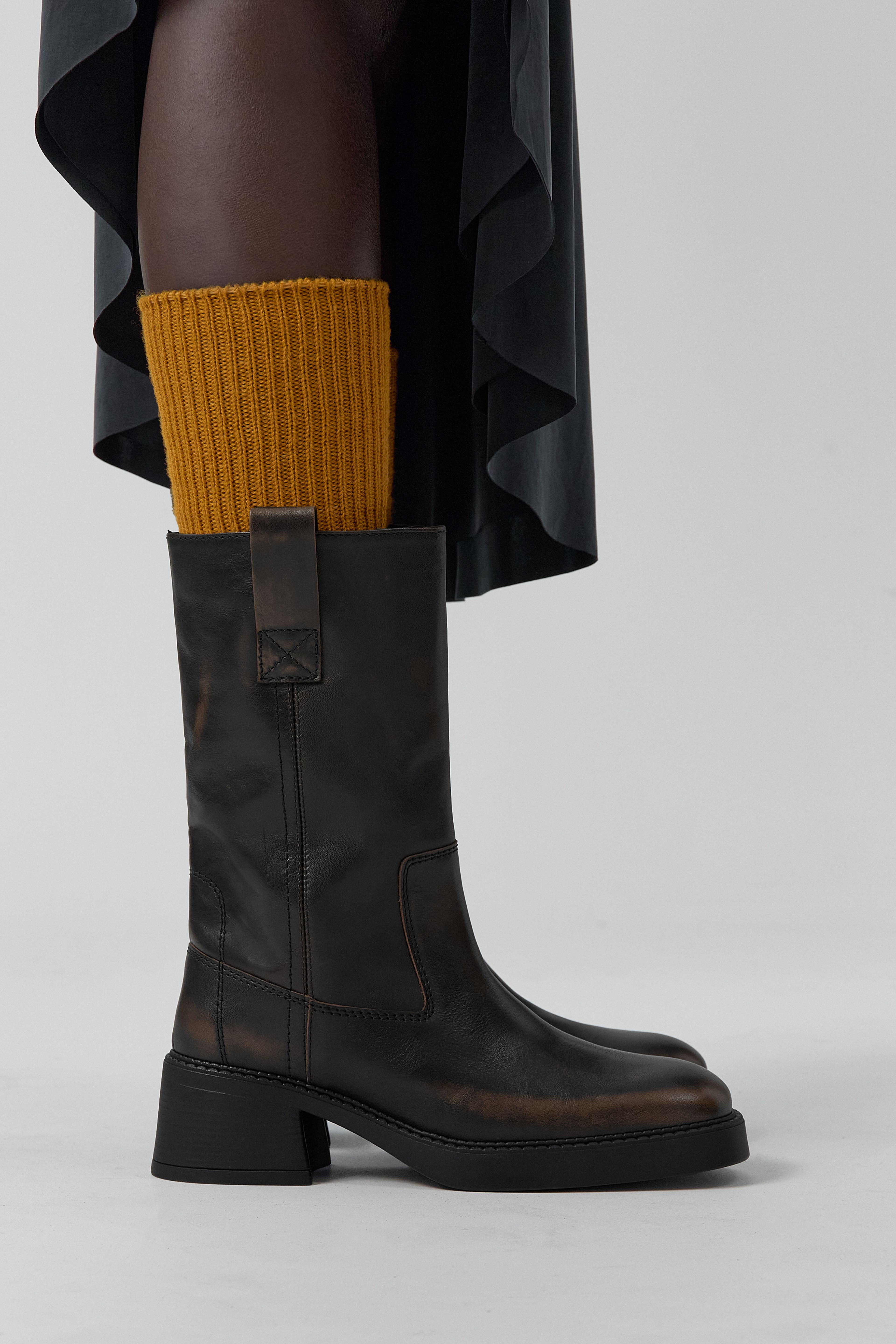 Inaya Boots - Brown Brush Off Leather | Miista | Designed & Handmade in Europe