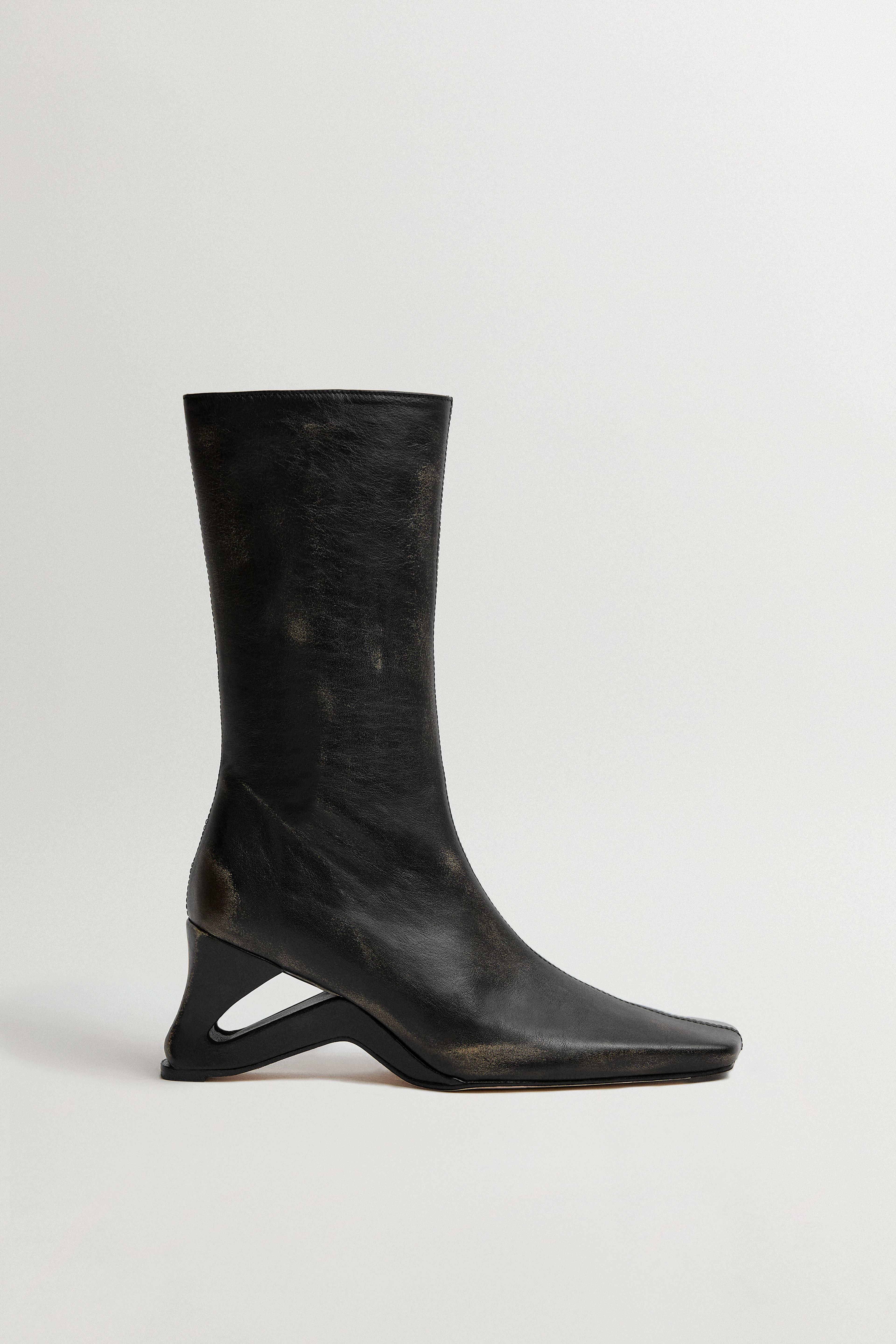 Sulay Boots - Black Brush Off Leather | Miista | Designed & Handmade in Europe