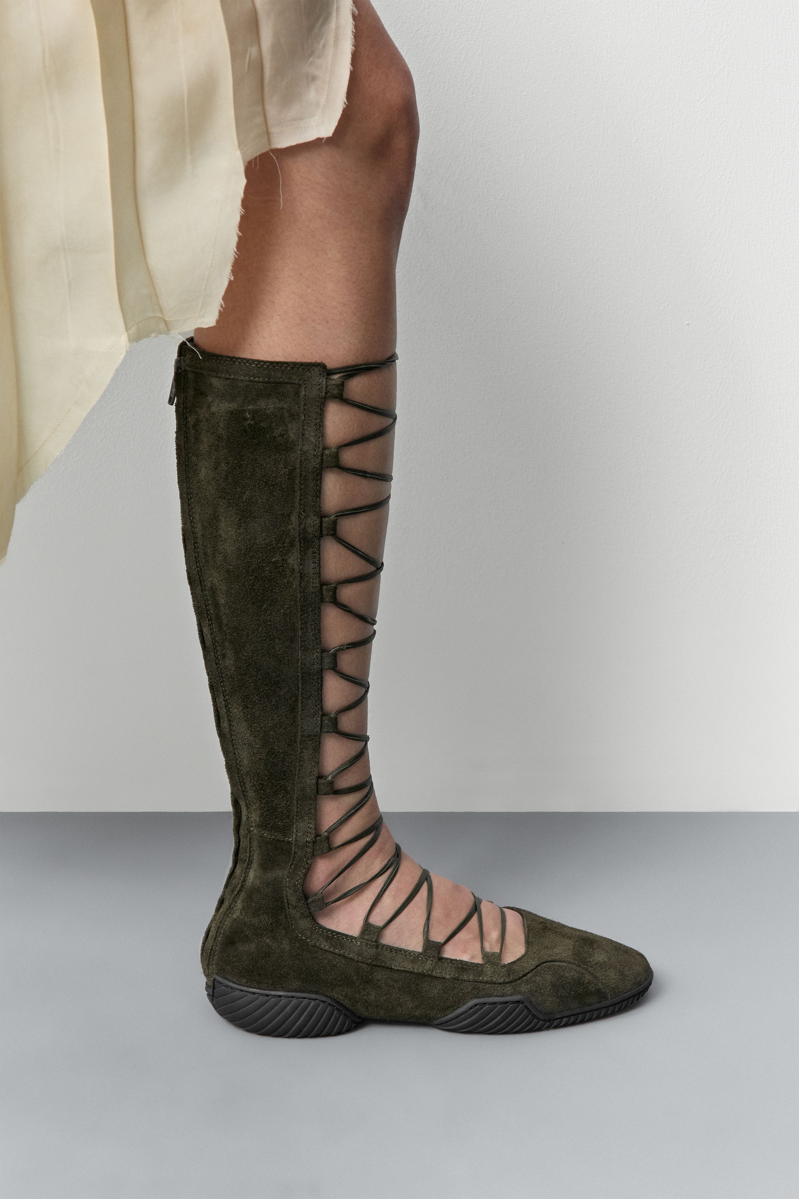 Mathilda Boots - Khaki Suede Leather | Miista