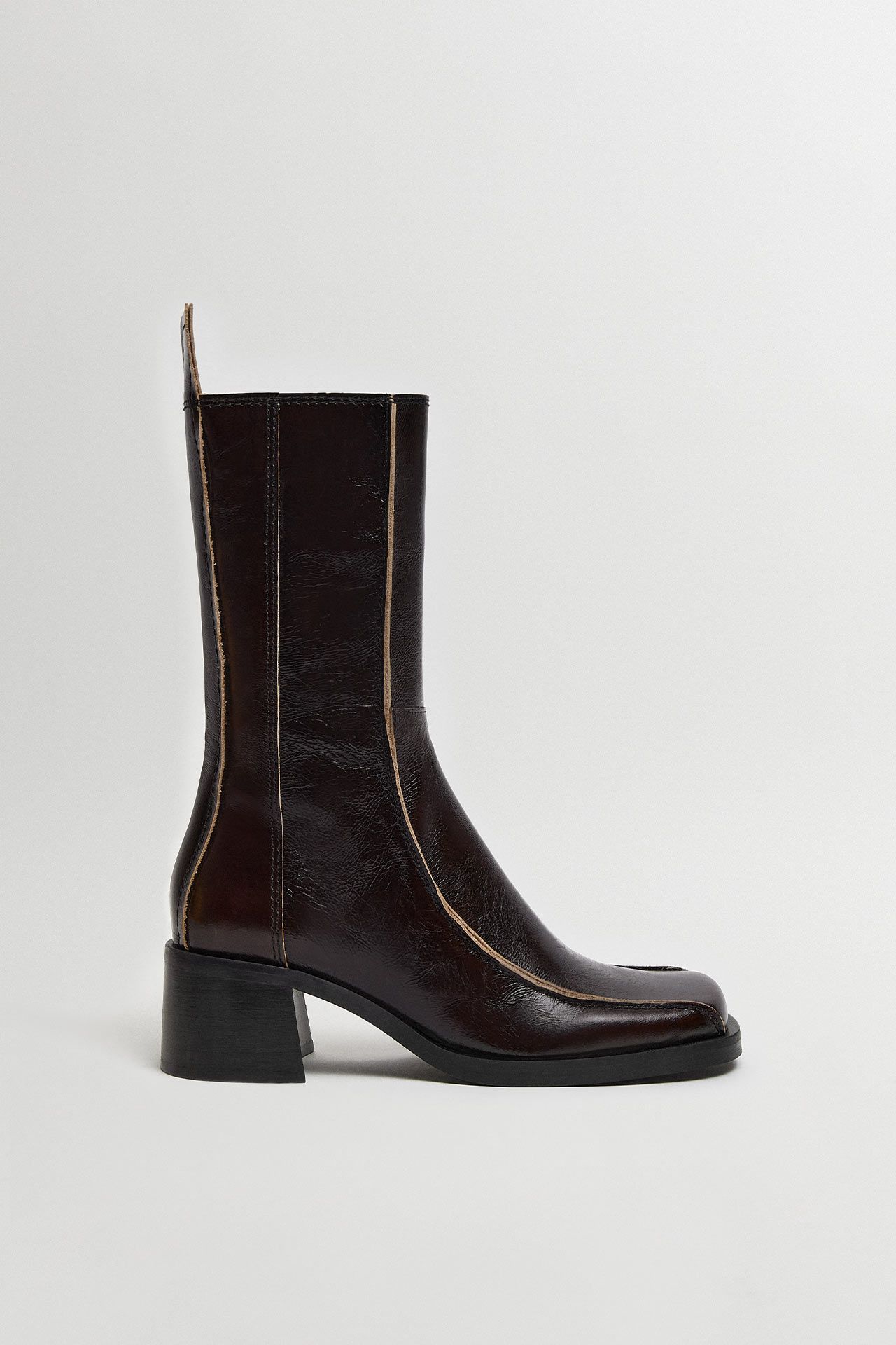 Mariela Boots - Crinkle Dark Brown Leather | Miista