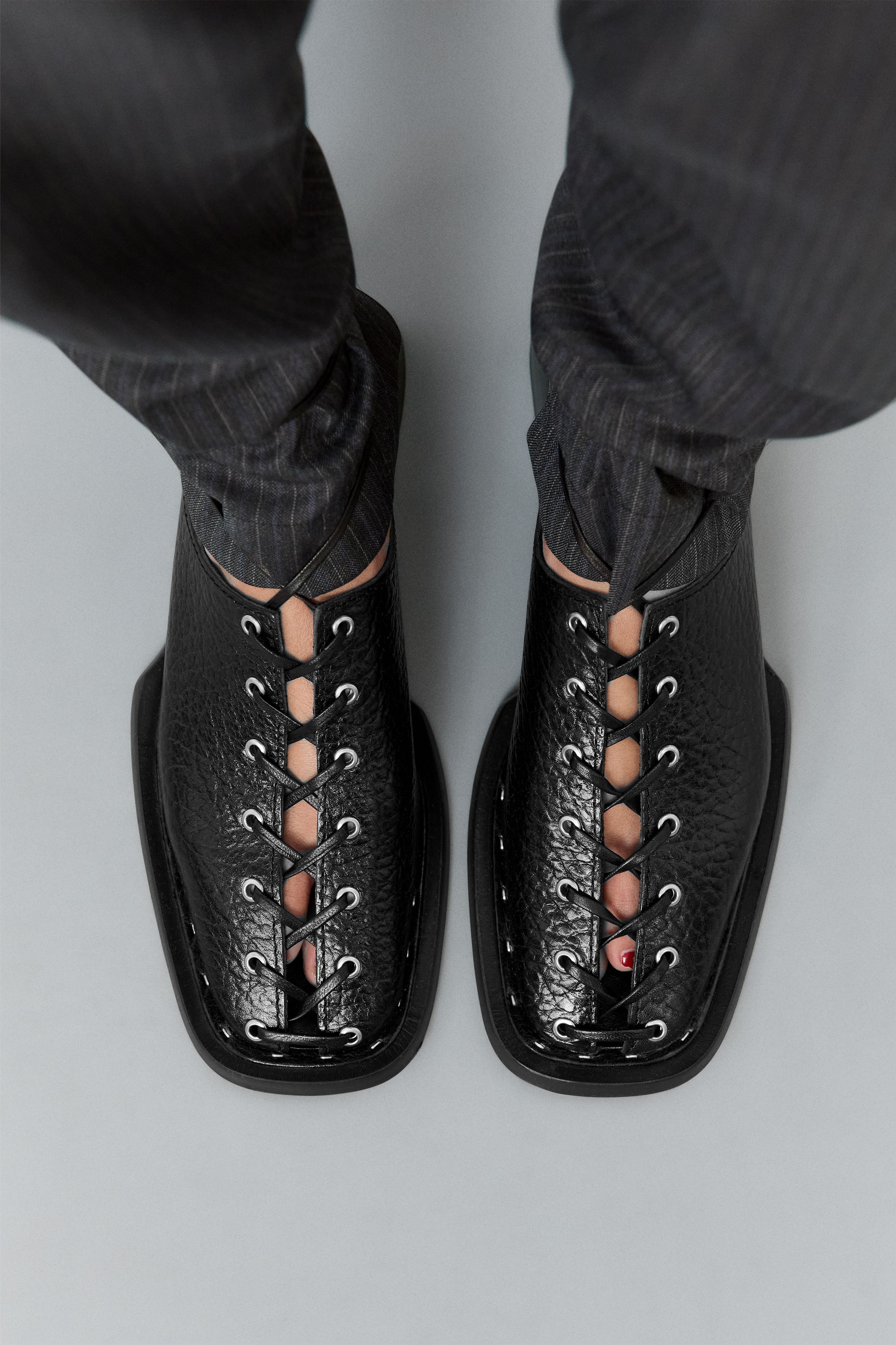 Rosella Mules - Black Grainy Leather | Miista