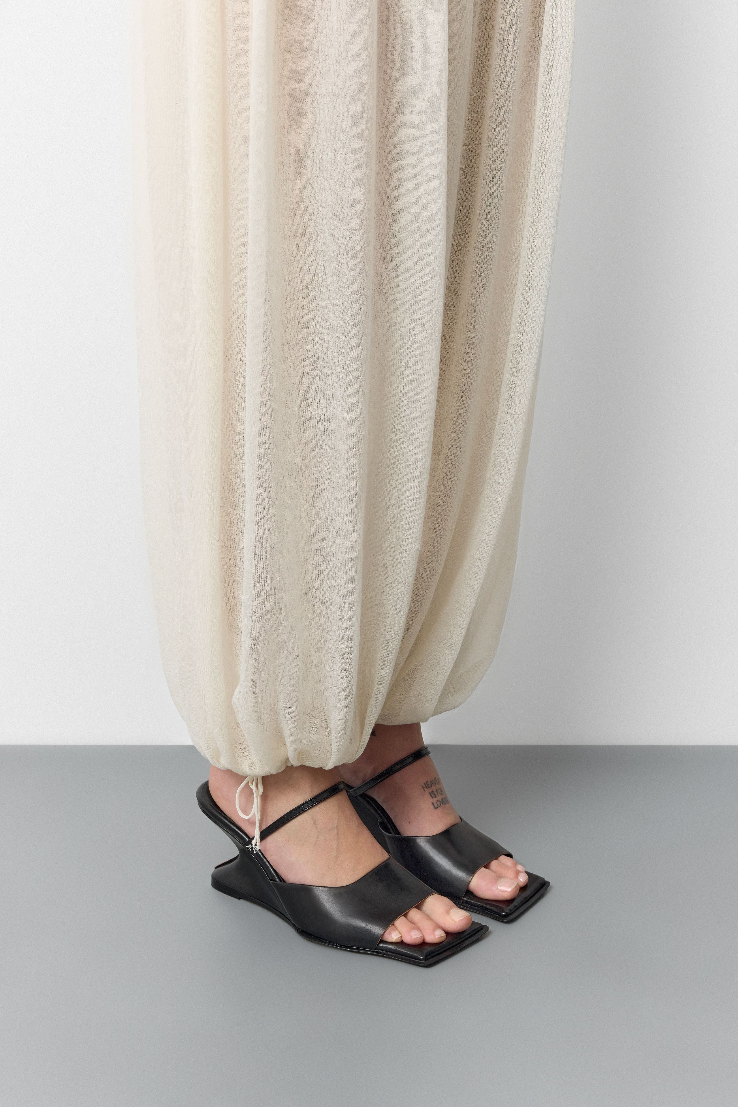 Egle Sandals - Black Leather | Miista