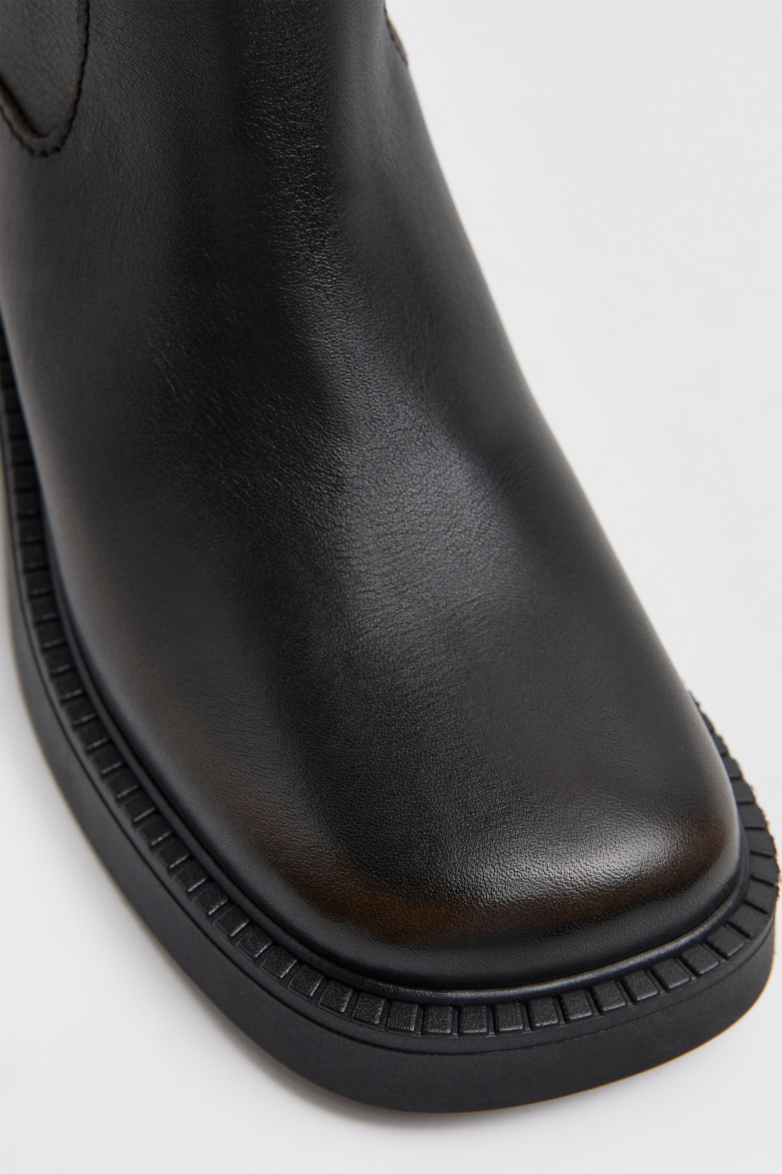 Aron Boots - Brown Brush Off Textured Leather | Miista