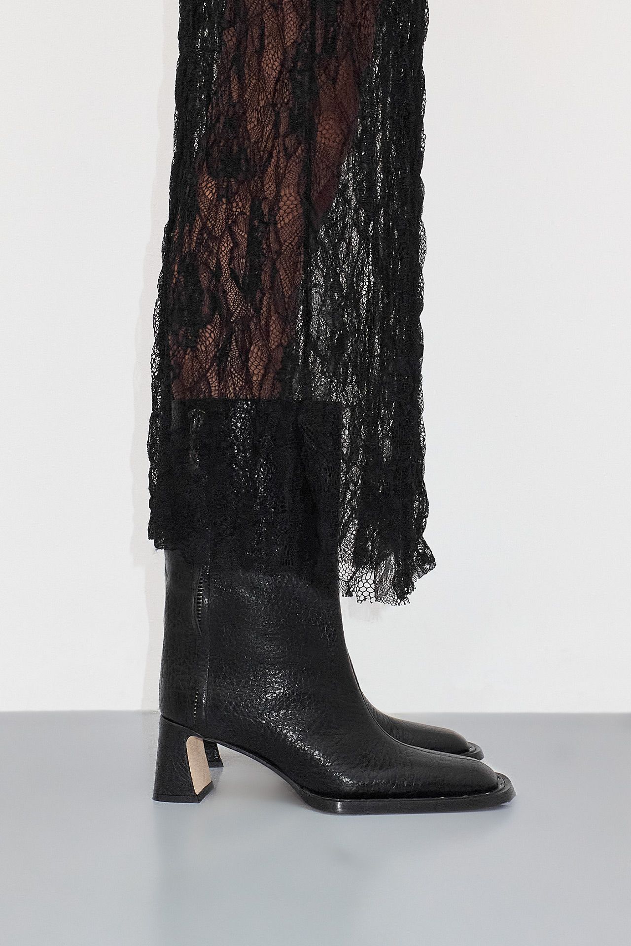 Raleigh Black Grain Ankle Boots | Miista