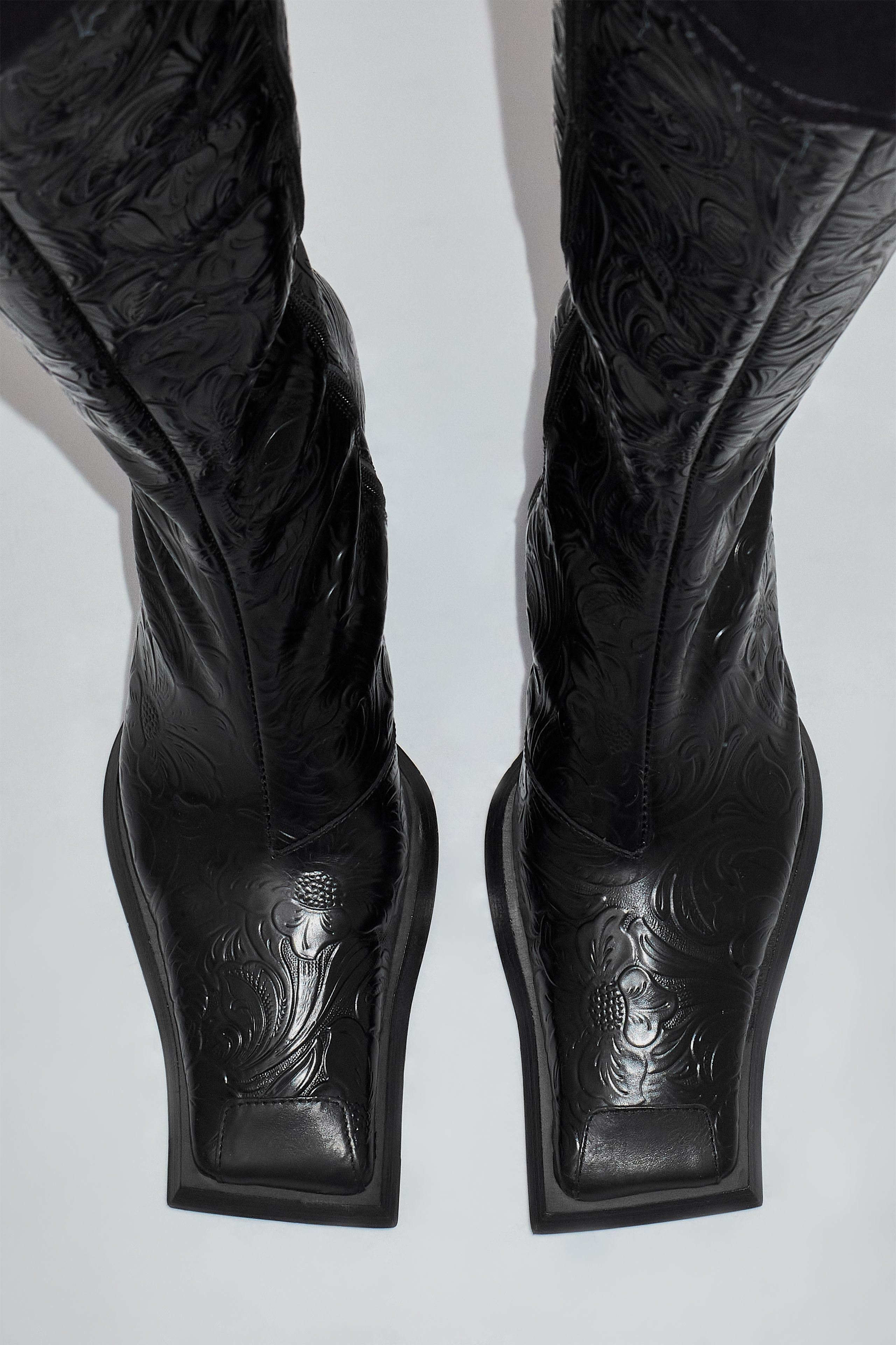 ⭐︎MIISTAのブーツ⭐︎ Alfreda Black Tall Boots | Miista