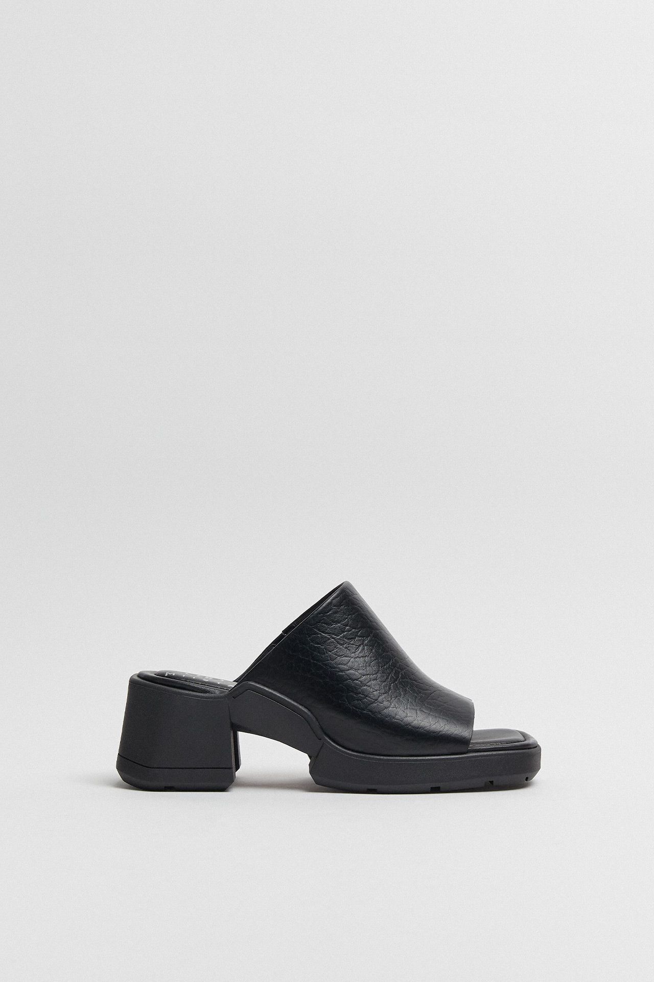 E8 Sandals | Miista