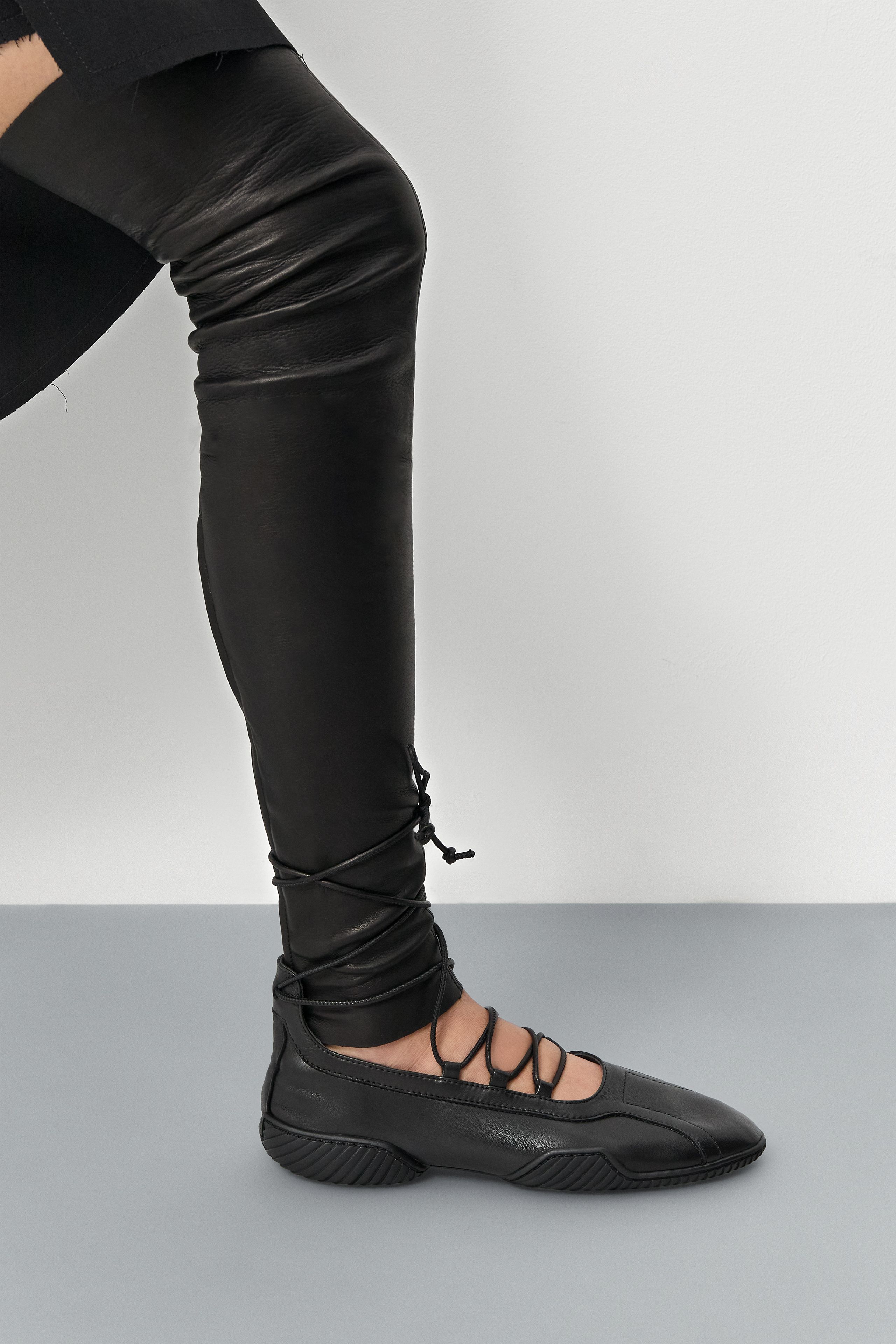 bibiy B. LACE BALLERINAS ブラック BIBIY. MADE | B. LACE BALLERINAS BLACK｜Bibiy.