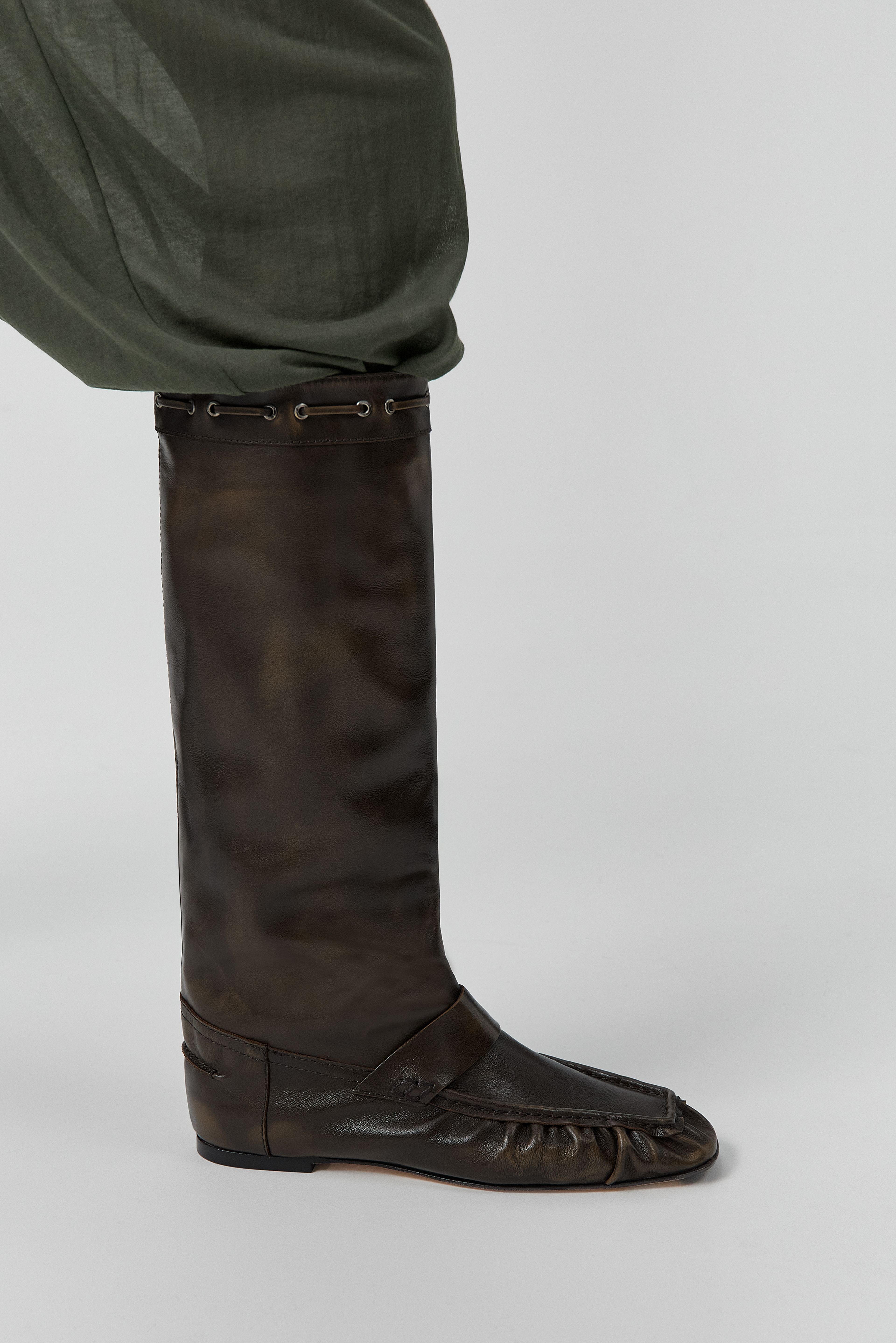 Kali Boots - Brown Brush Off Leather | Miista | Designed & Handmade in Europe