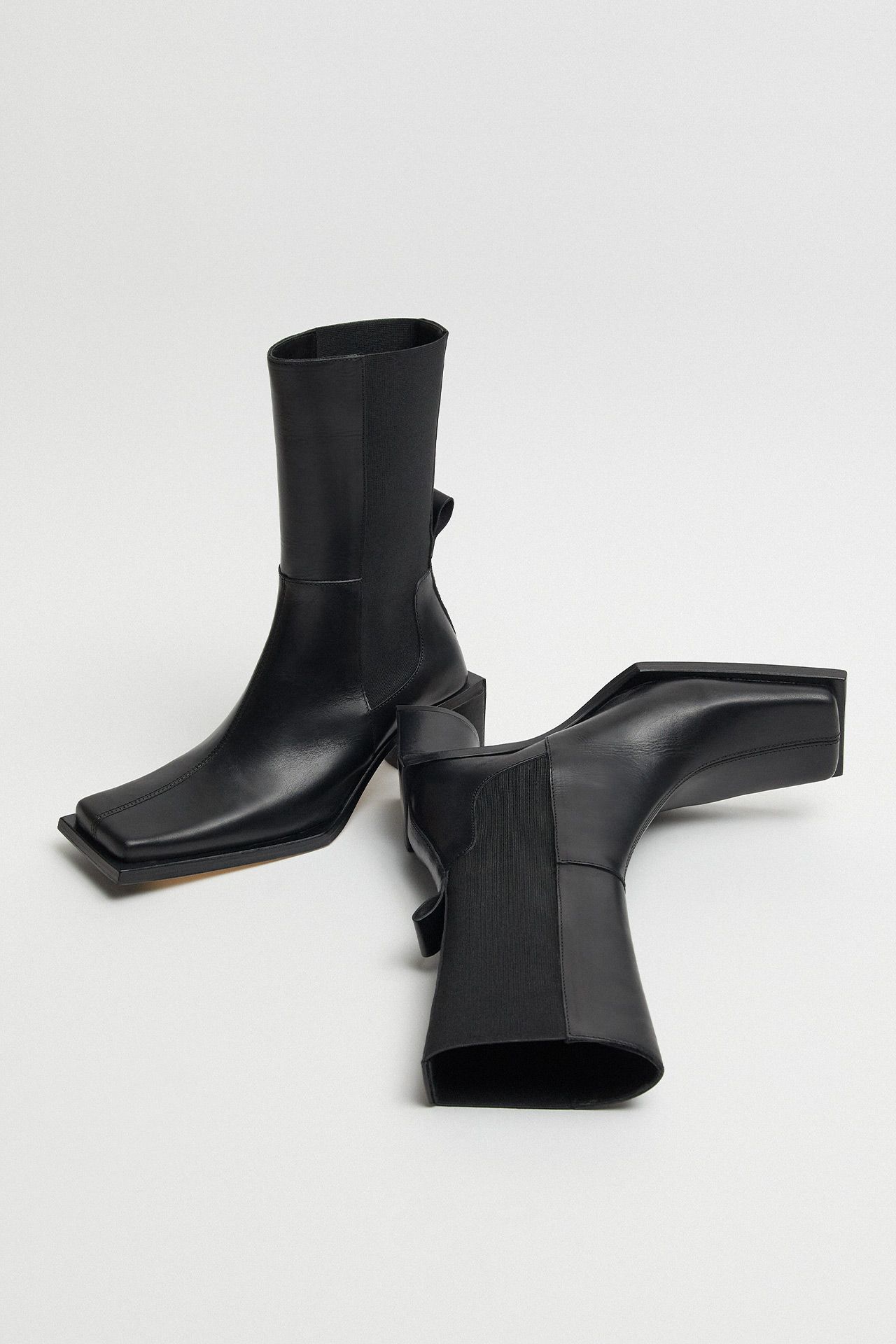 Minnie Black Boots | Miista