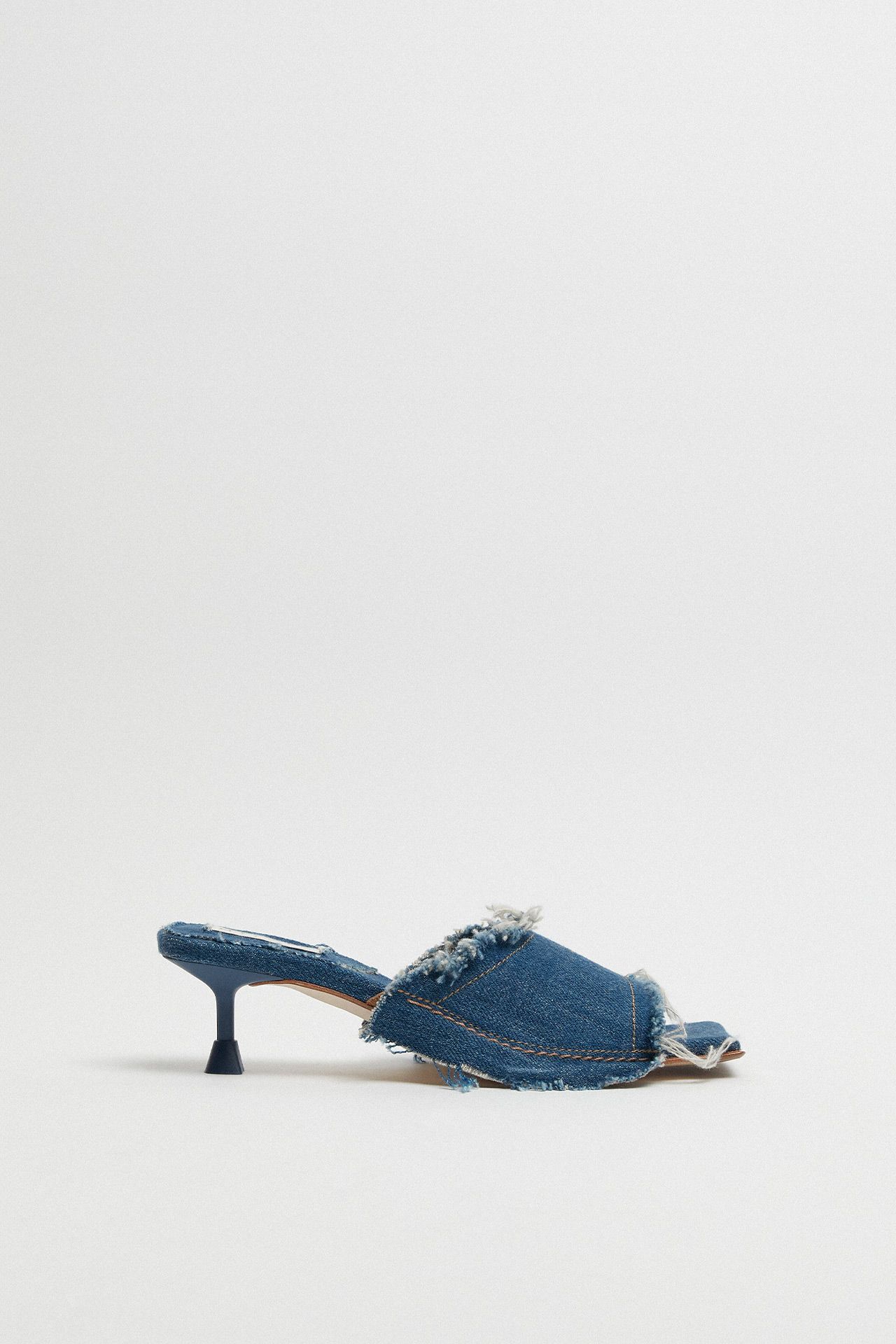 【関税込み】Miista ブルー デニム Betina ヒールサンダル Betina Blue Denim Sandals | Miista