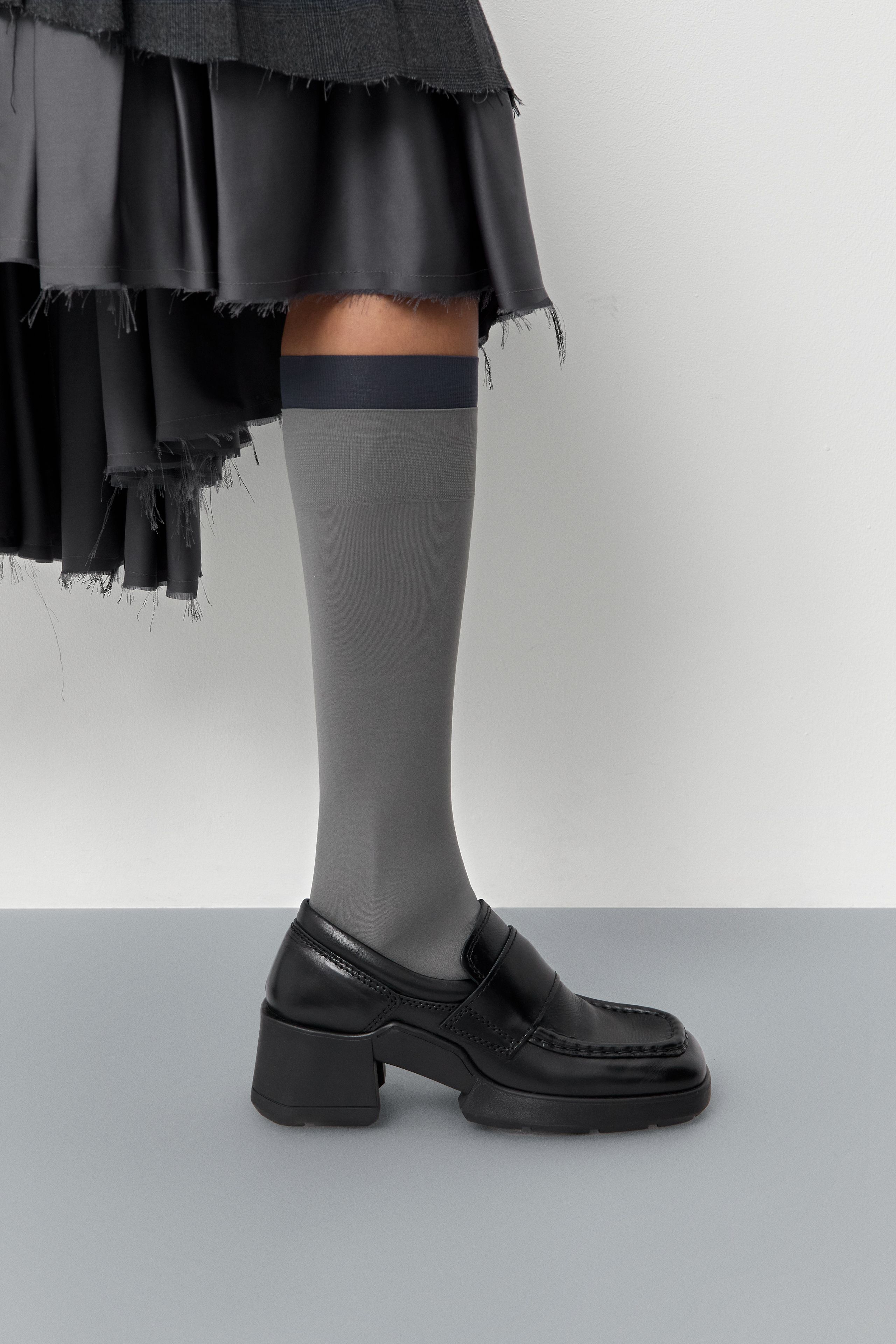 Billie Loafers - Black Leather | Miista