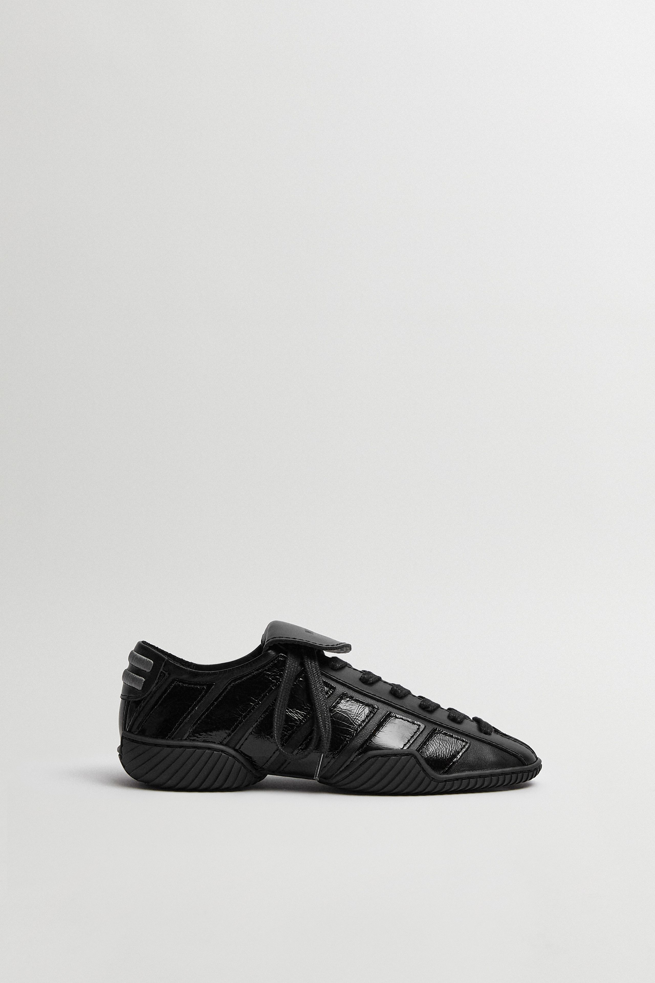 靴 MII Nikoletta Sneakers - Black Nappa Leather | Miista