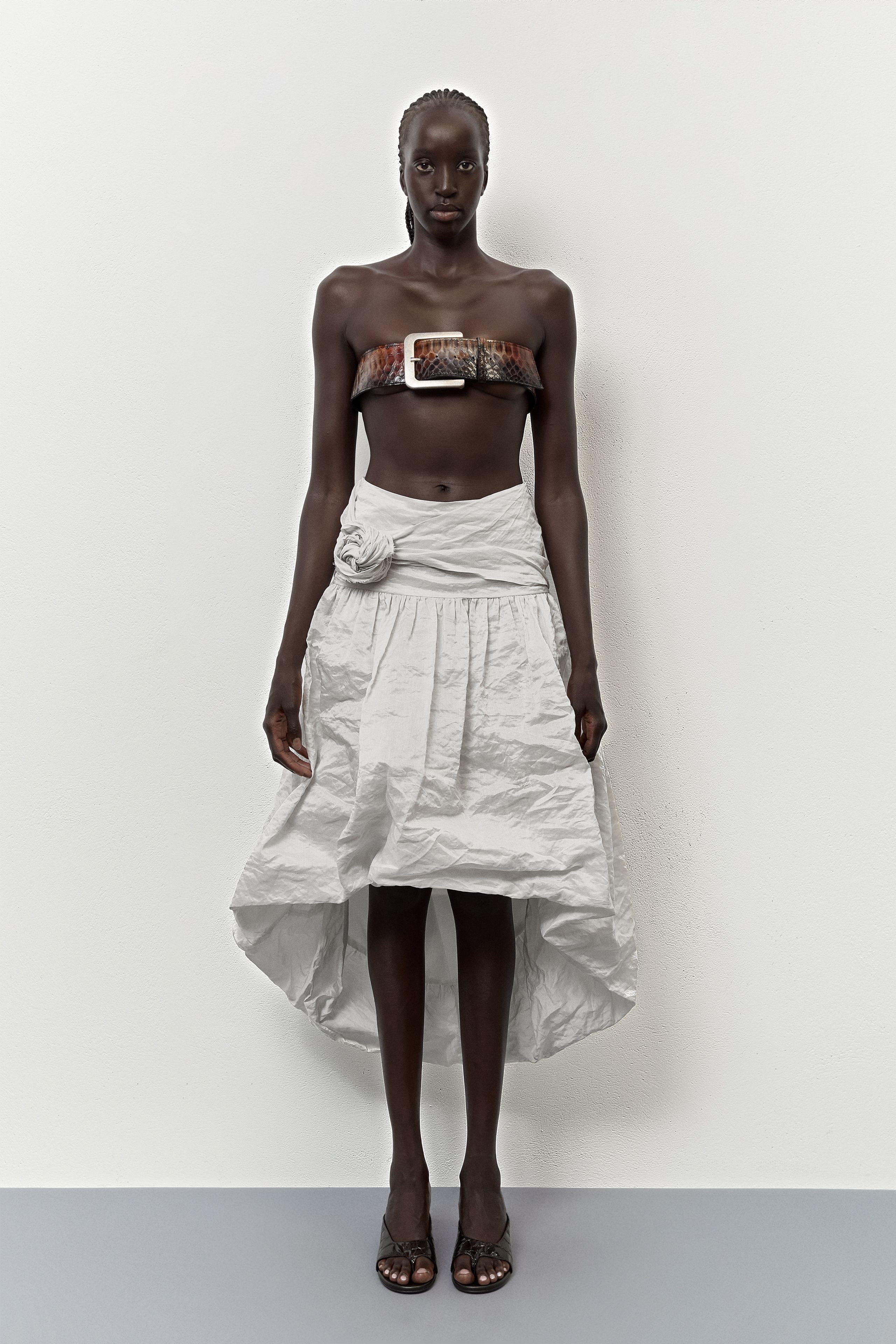 新作　WAIST DESIGN BELT SEMI FLARE SKIRT New Erika Belt - Brown Embossed Snake Leather | Miista