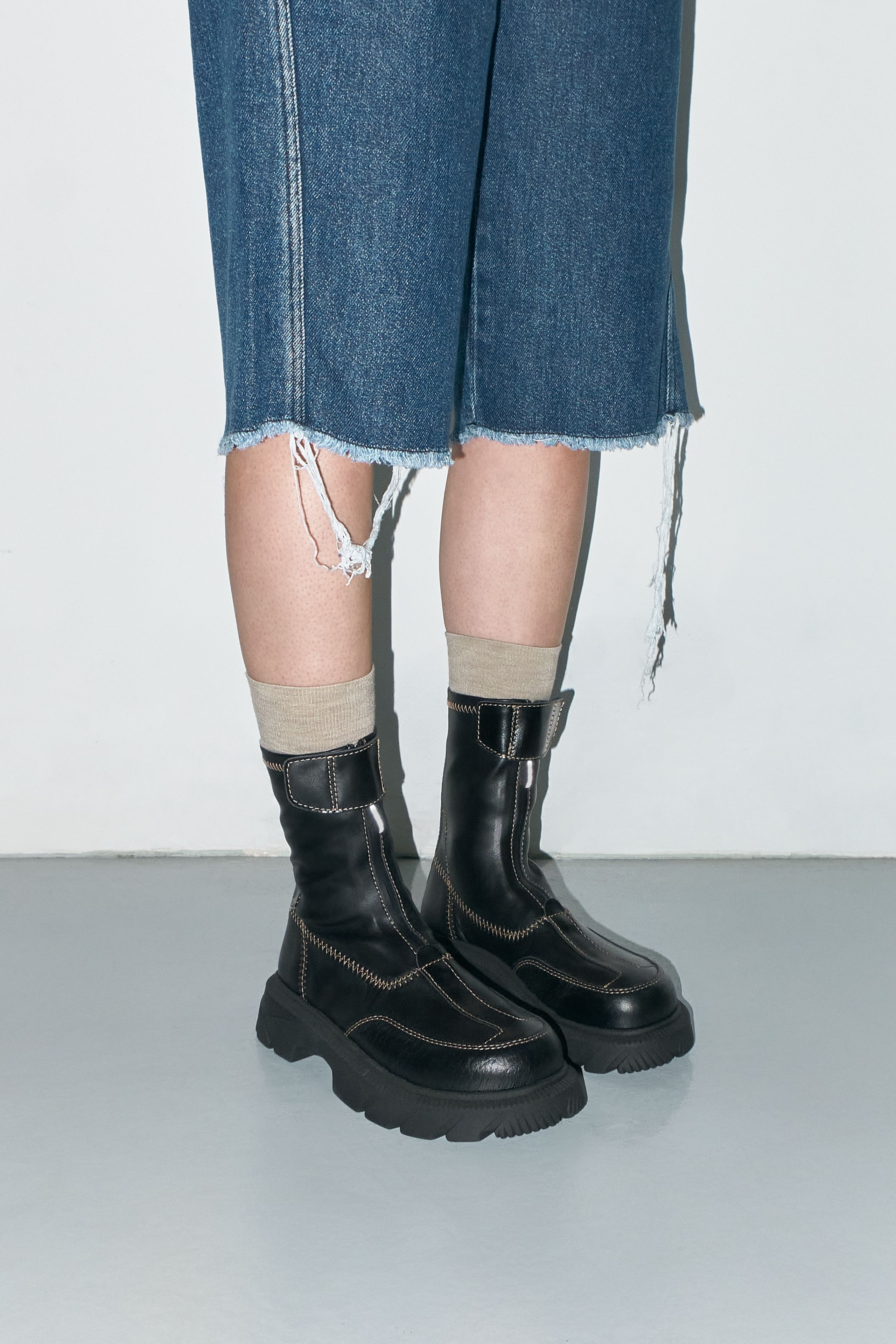 Danica Boots - Black Stretch Leather | Miista