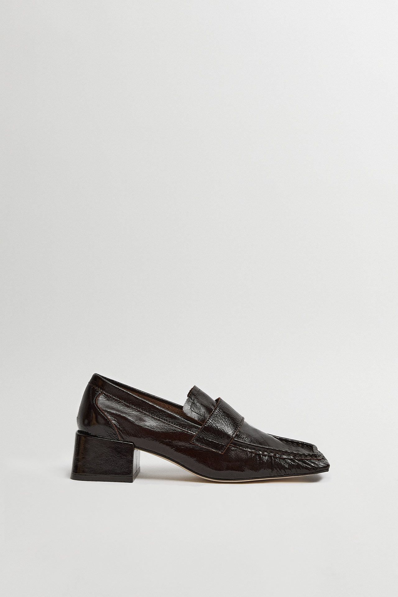 Serena Mogano Loafers | Miista