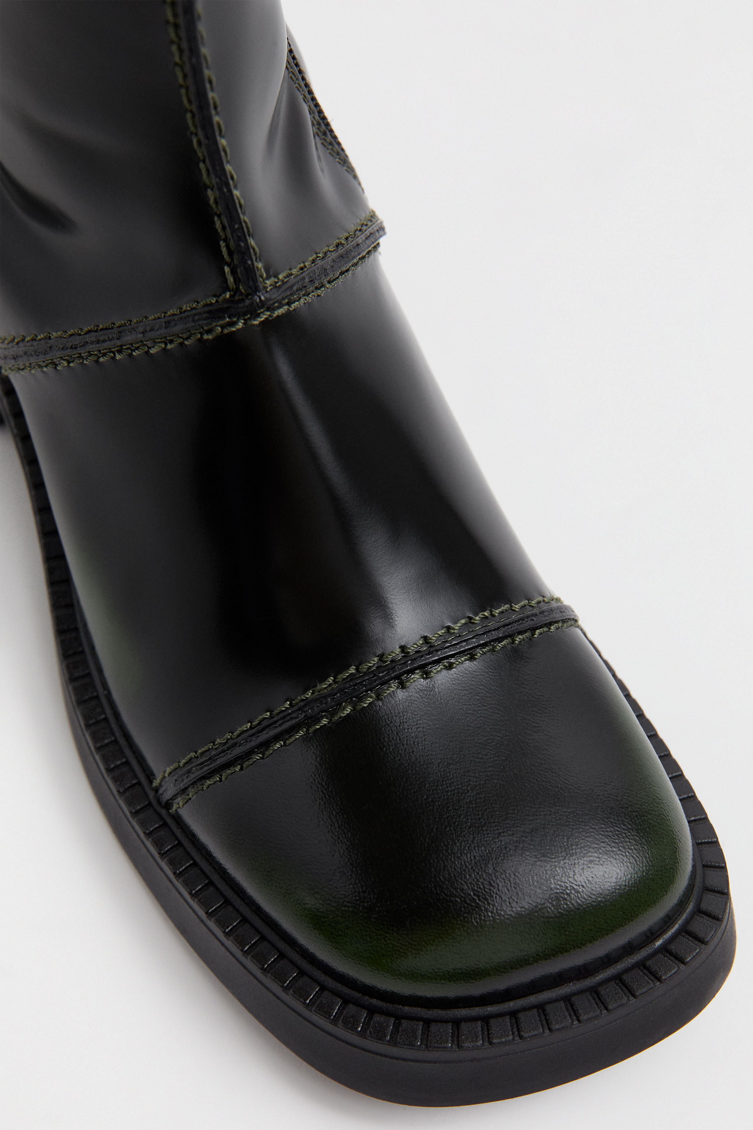 Dahlia Boots - Black Khaki Brush Off Leather | Miista