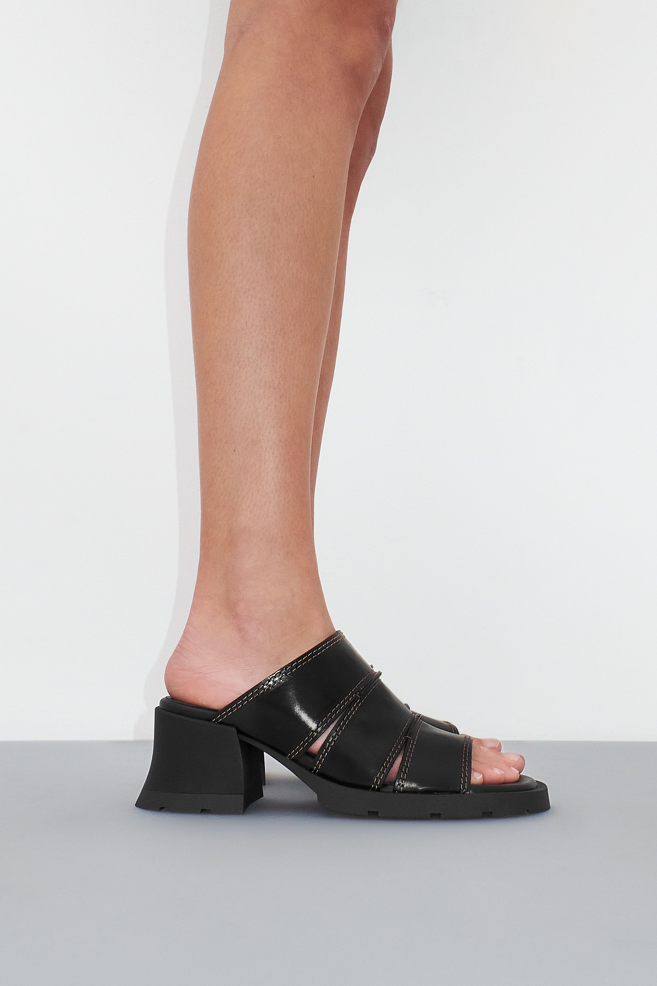 miista サンダル Jadzia Black Sandals | Miista