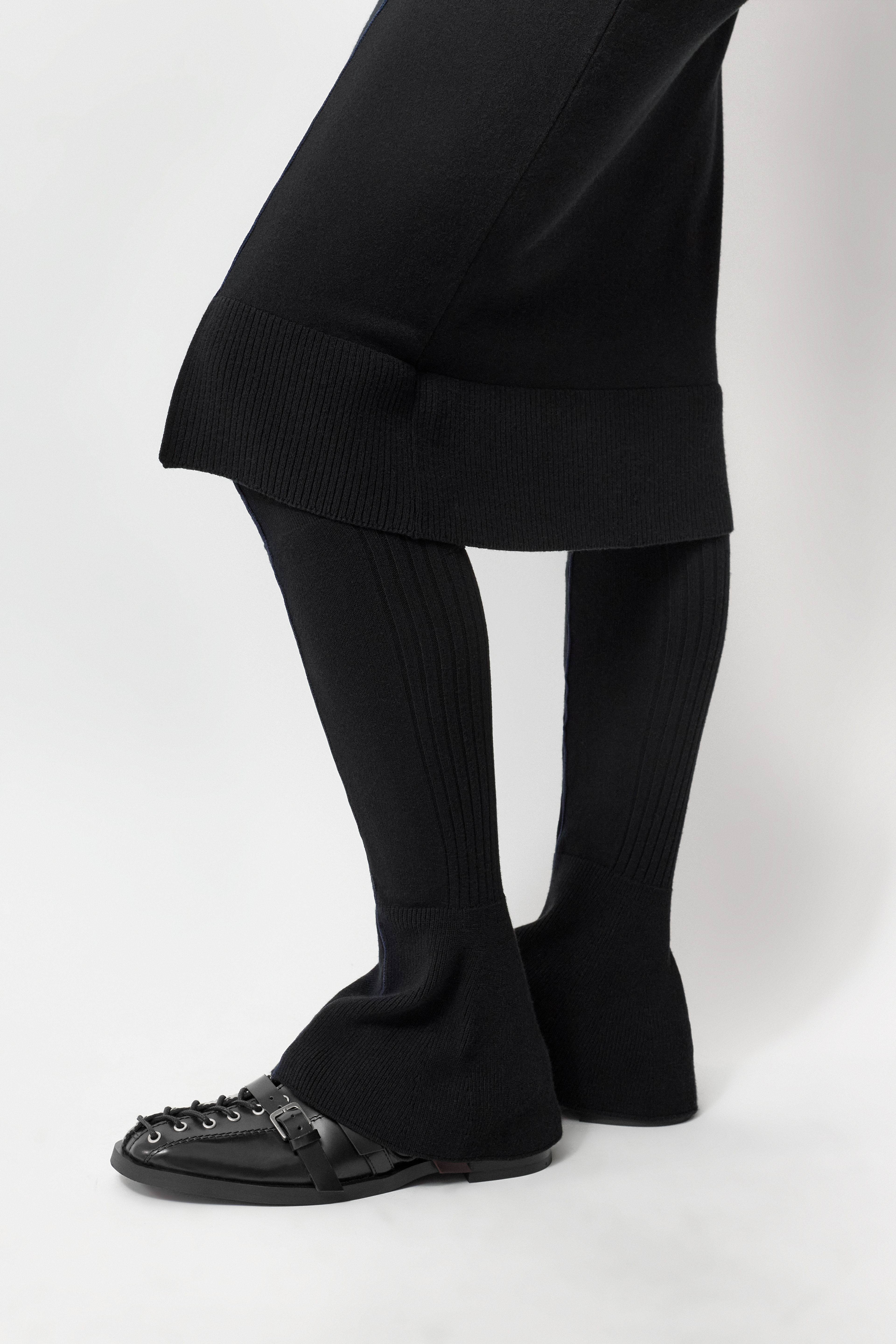 Xavi Leg Warmer - Black Viscose Knit | Miista | Designed & Handmade in Europe