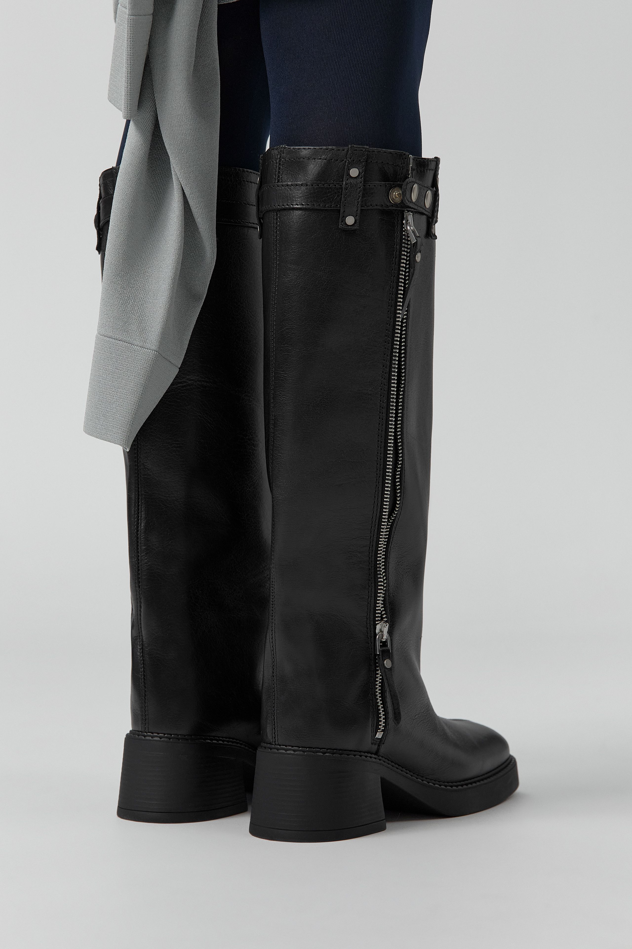 Izolda Boots - Black Leather | Miista