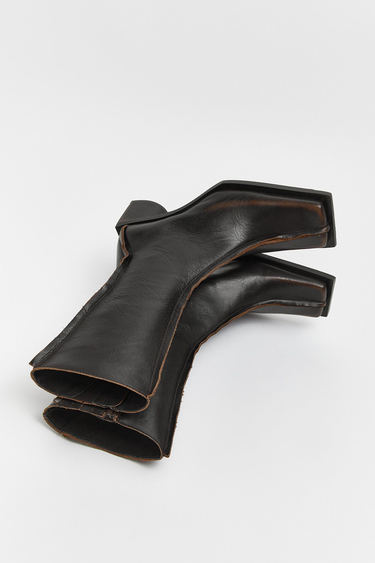 Reiko Brown Boots | Miista