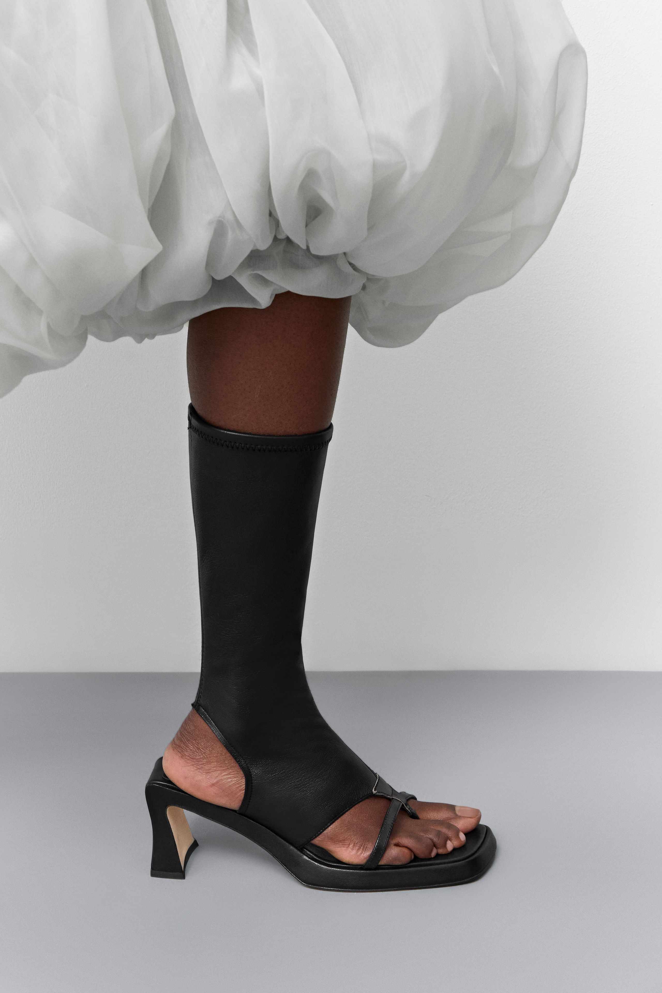 Sajana Boots - Black Stretch Nappa Leather | Miista