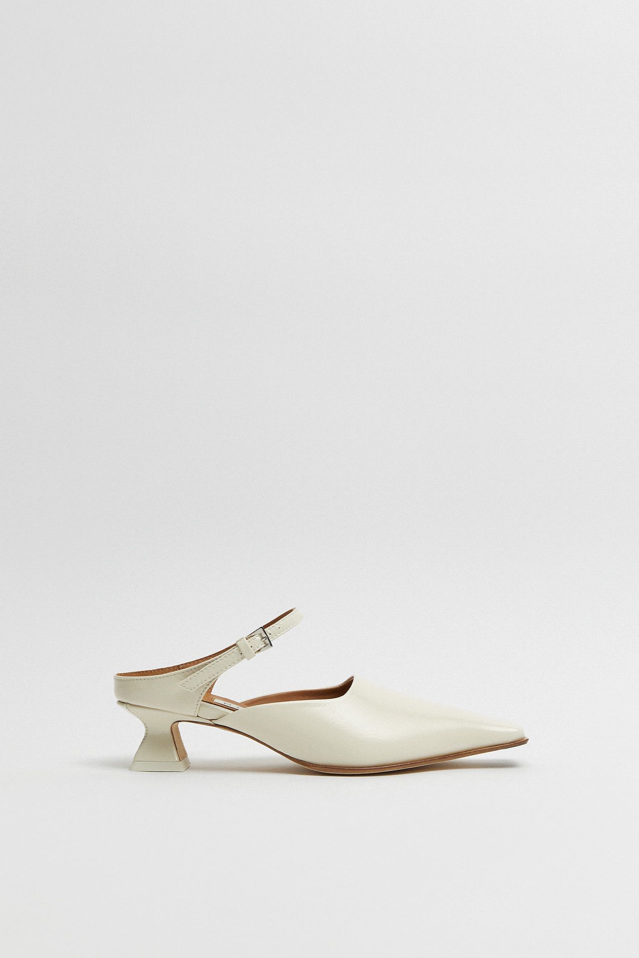 Delf Off White Courts | Miista Europe | Made in Portugal