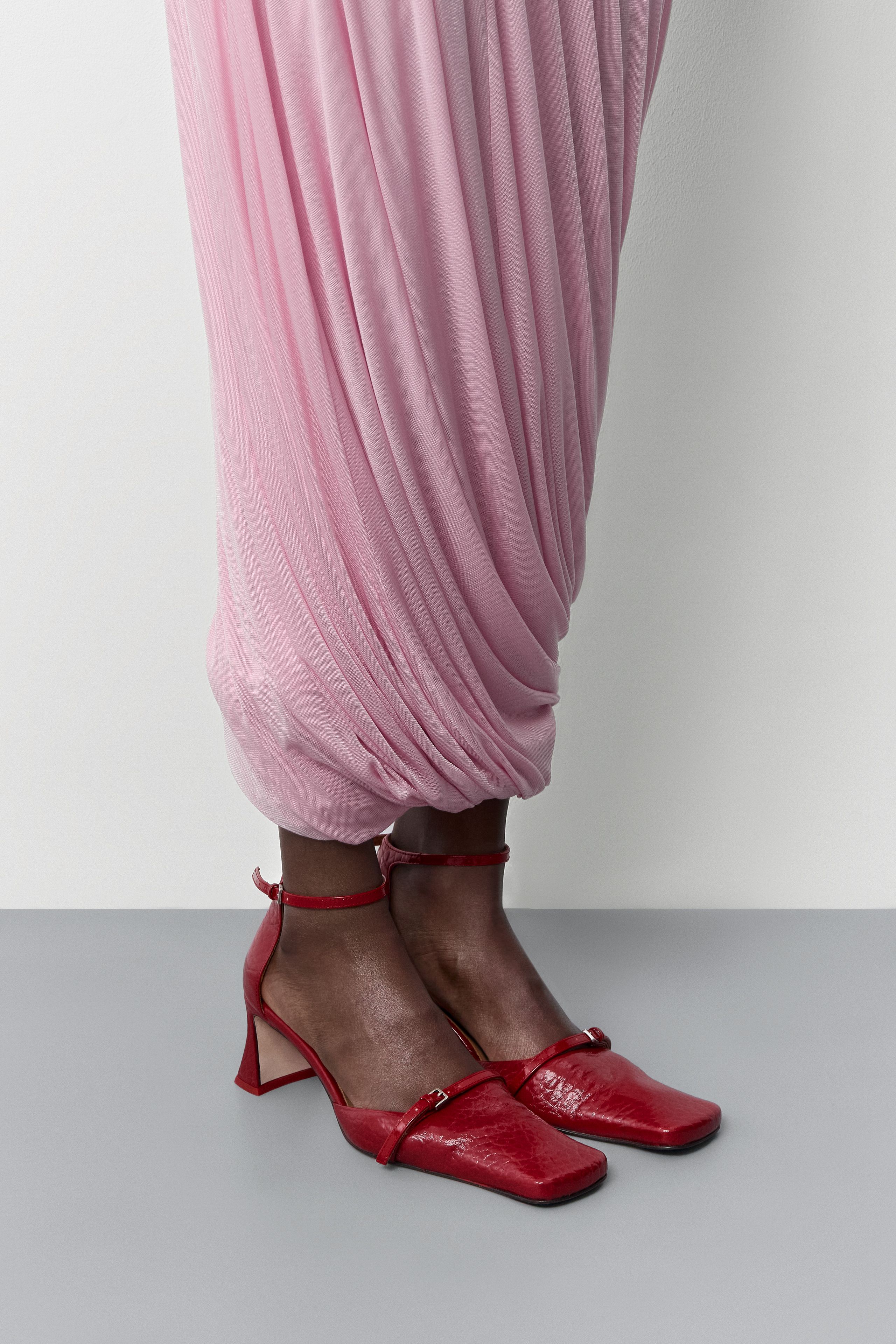 Agna Courts - Red Shiny Leather | Miista