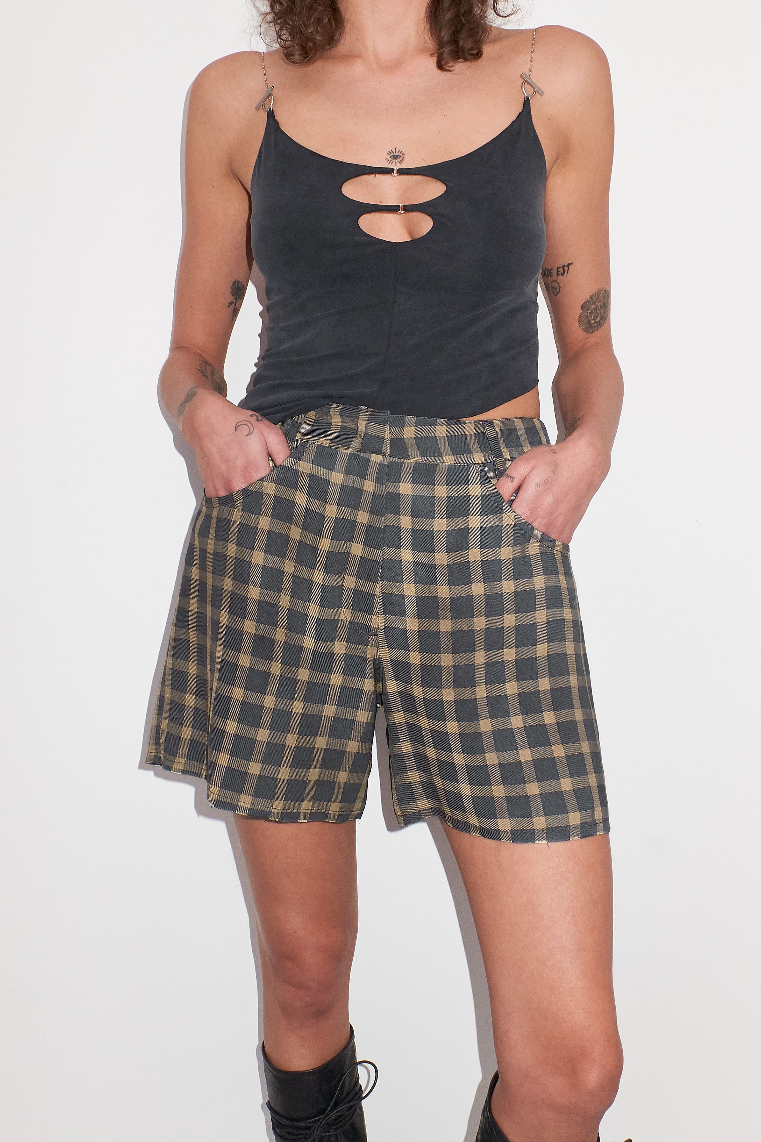 ★SCULPTOR★ Marine llic Shorts llic Gold SC25S449YE MUSINSA | SCULPTOR Marine Metallic Shorts Metallic Gold