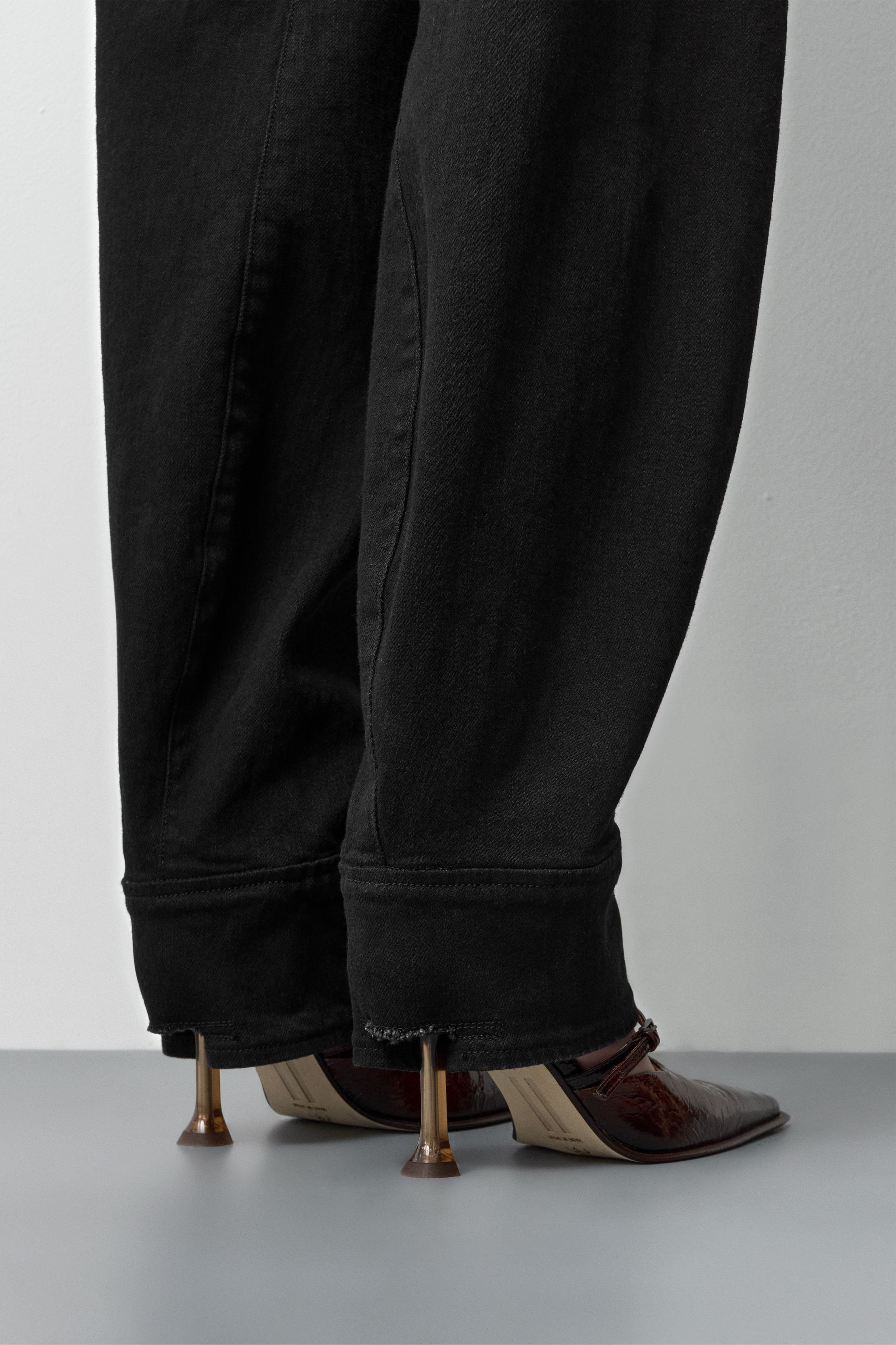 Gianna Mules - Black Leather | Miista