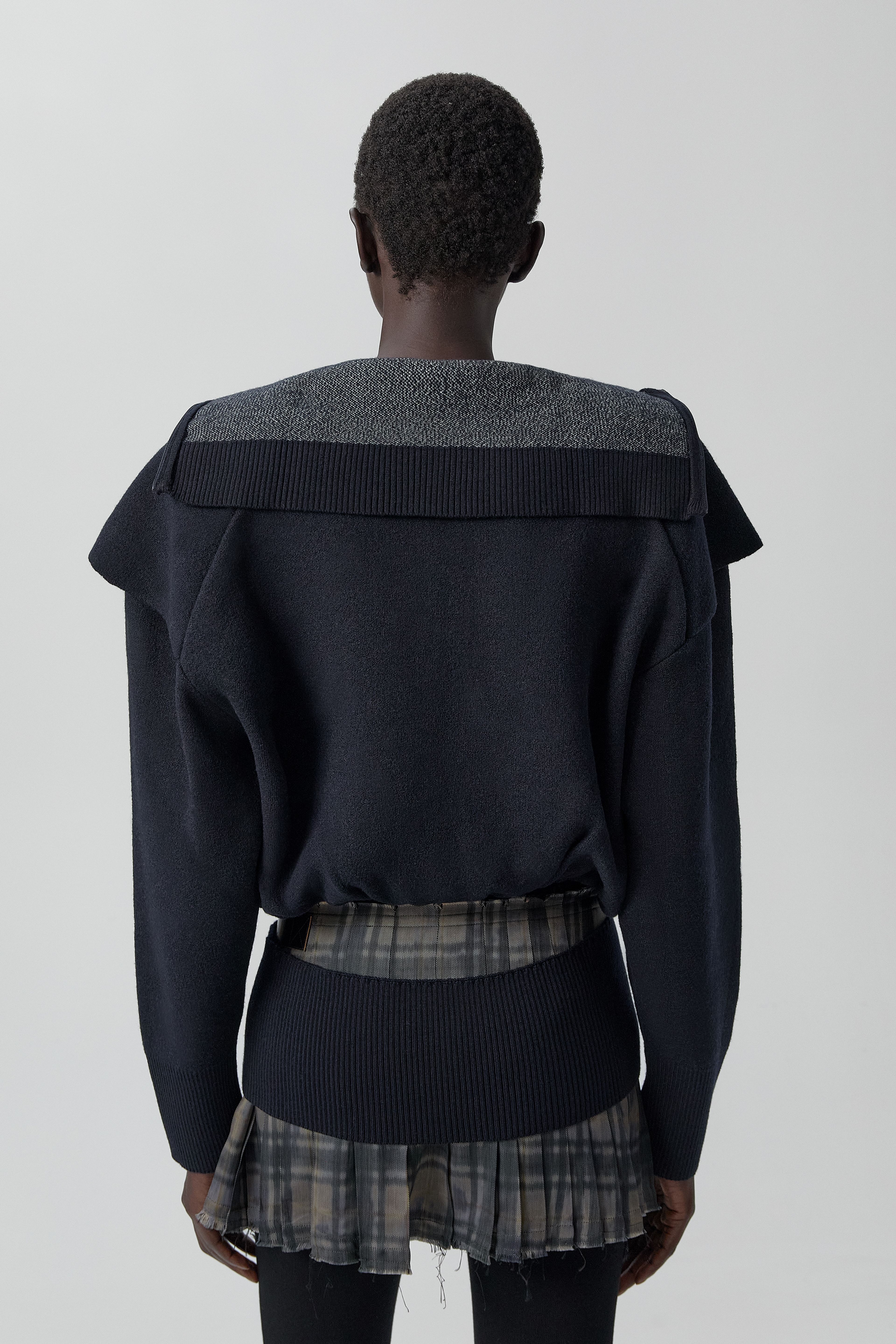 Agnes Jacket - Navy Extra Fine Merino Knit | Miista | Designed & Handmade in Europe