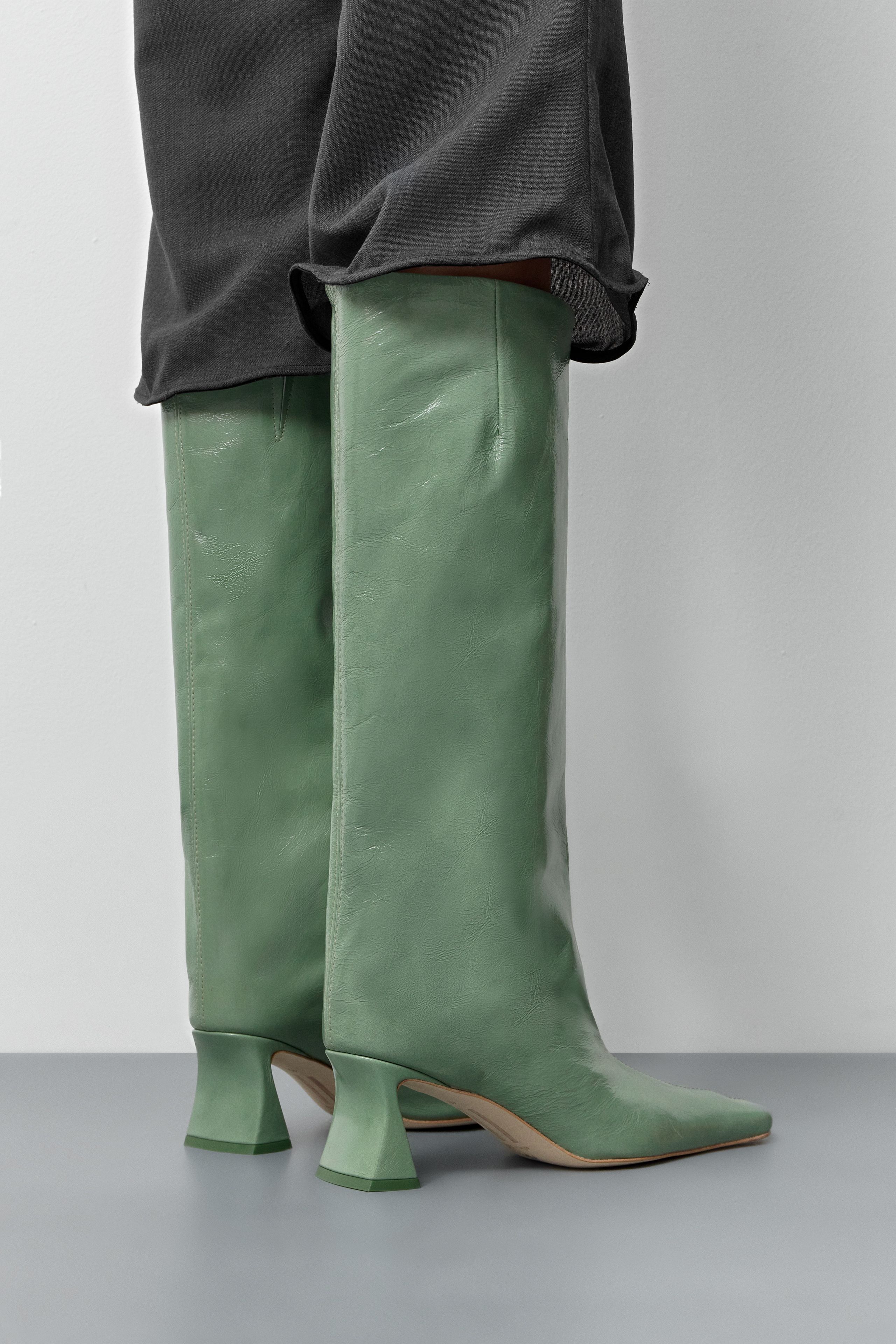 Bluma Boots - Aquamarine Crinkle Leather | Miista