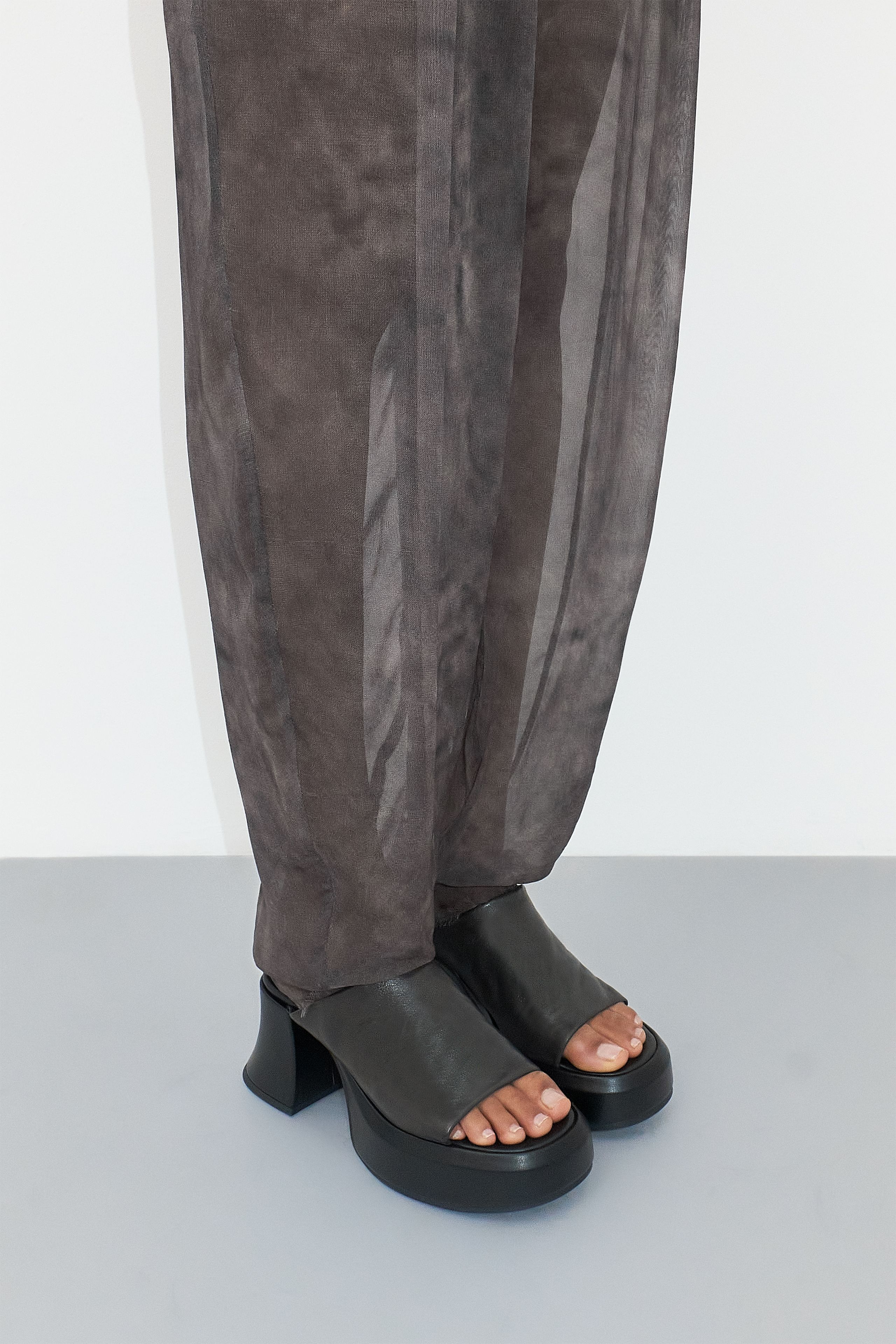 Jimena Dark Grey Sandals | Miista