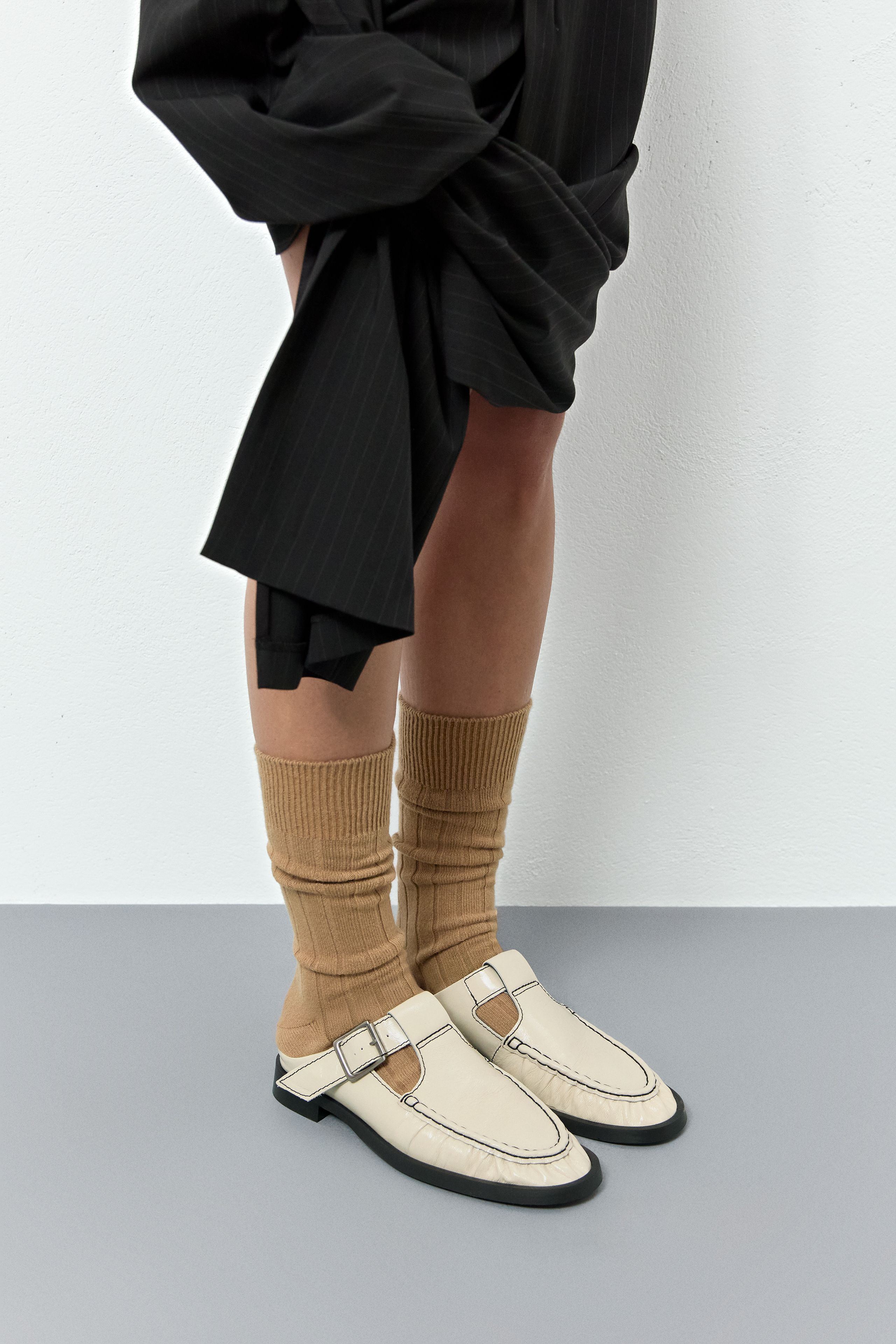 Gianna Mules - Cream Leather | Miista