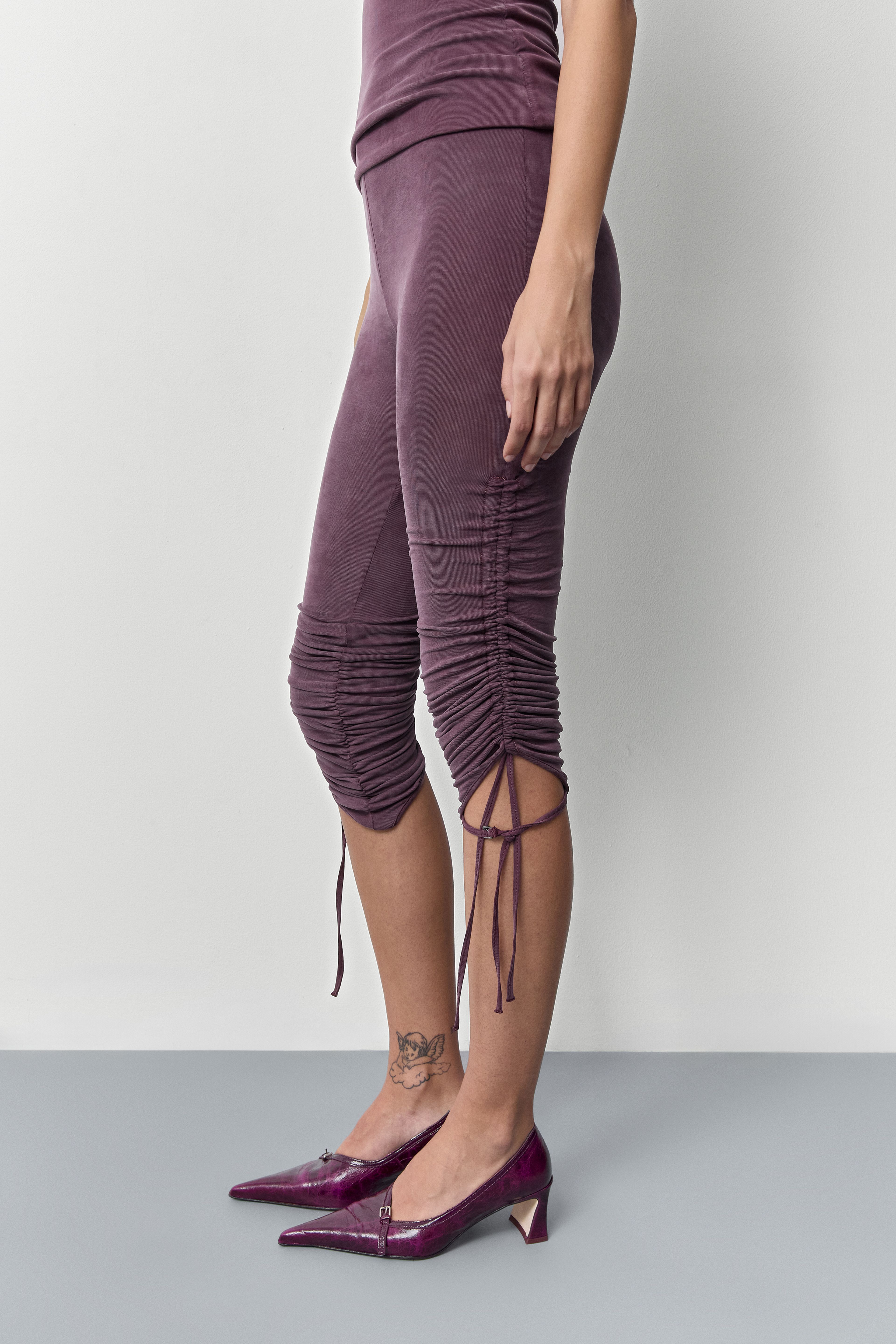 Malina Fig Capri Pants | Miista | Designed & Handmade in Europe