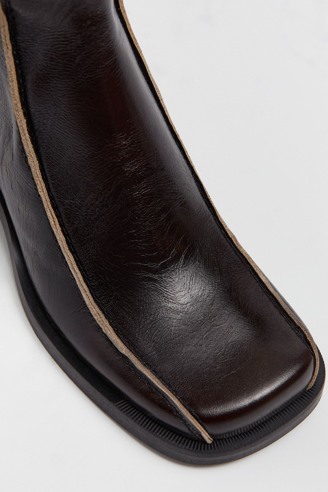 Mariela Boots - Crinkle Dark Brown Leather | Miista