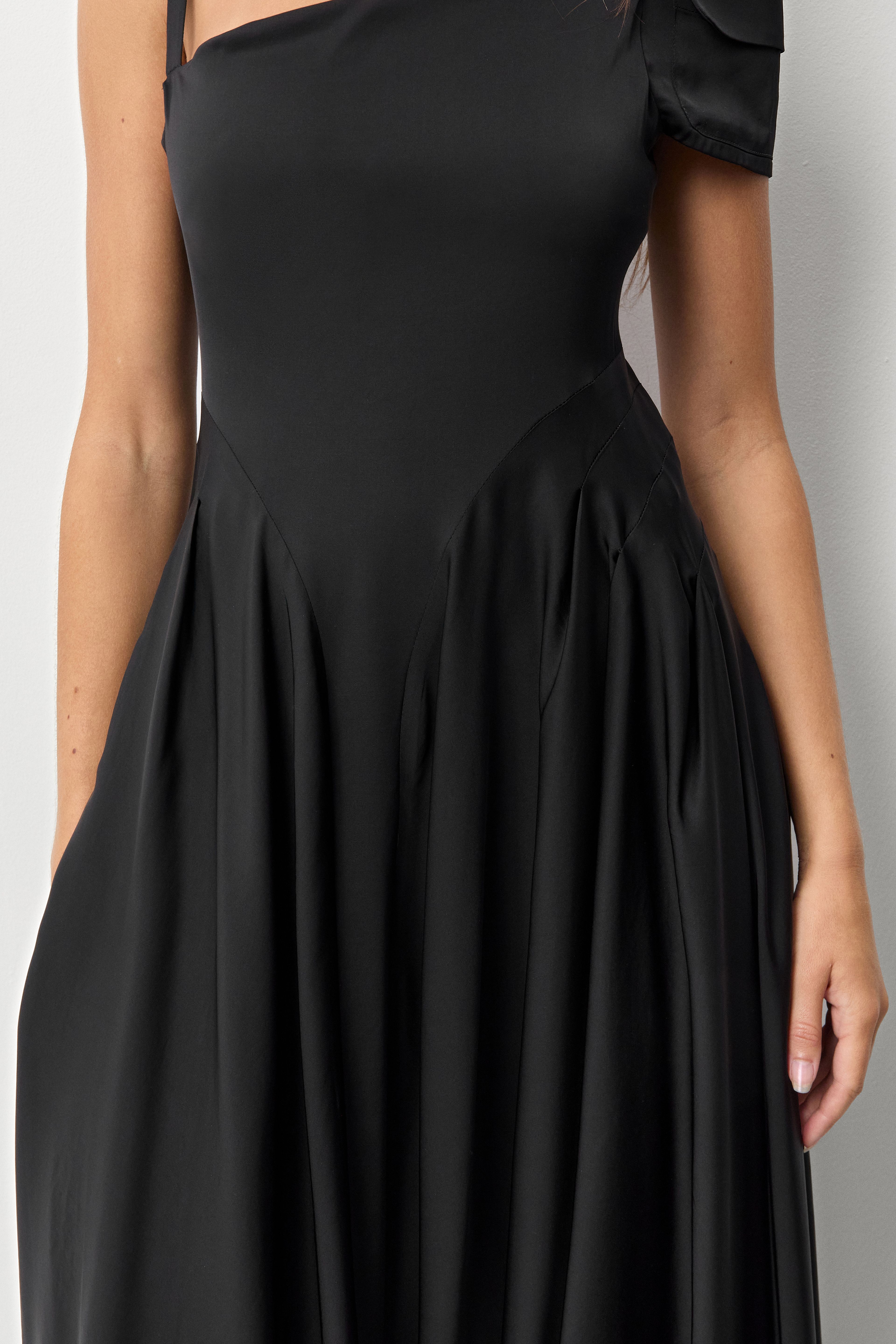 Rekka Black Long Dress | Miista | Designed & Handmade in Europe