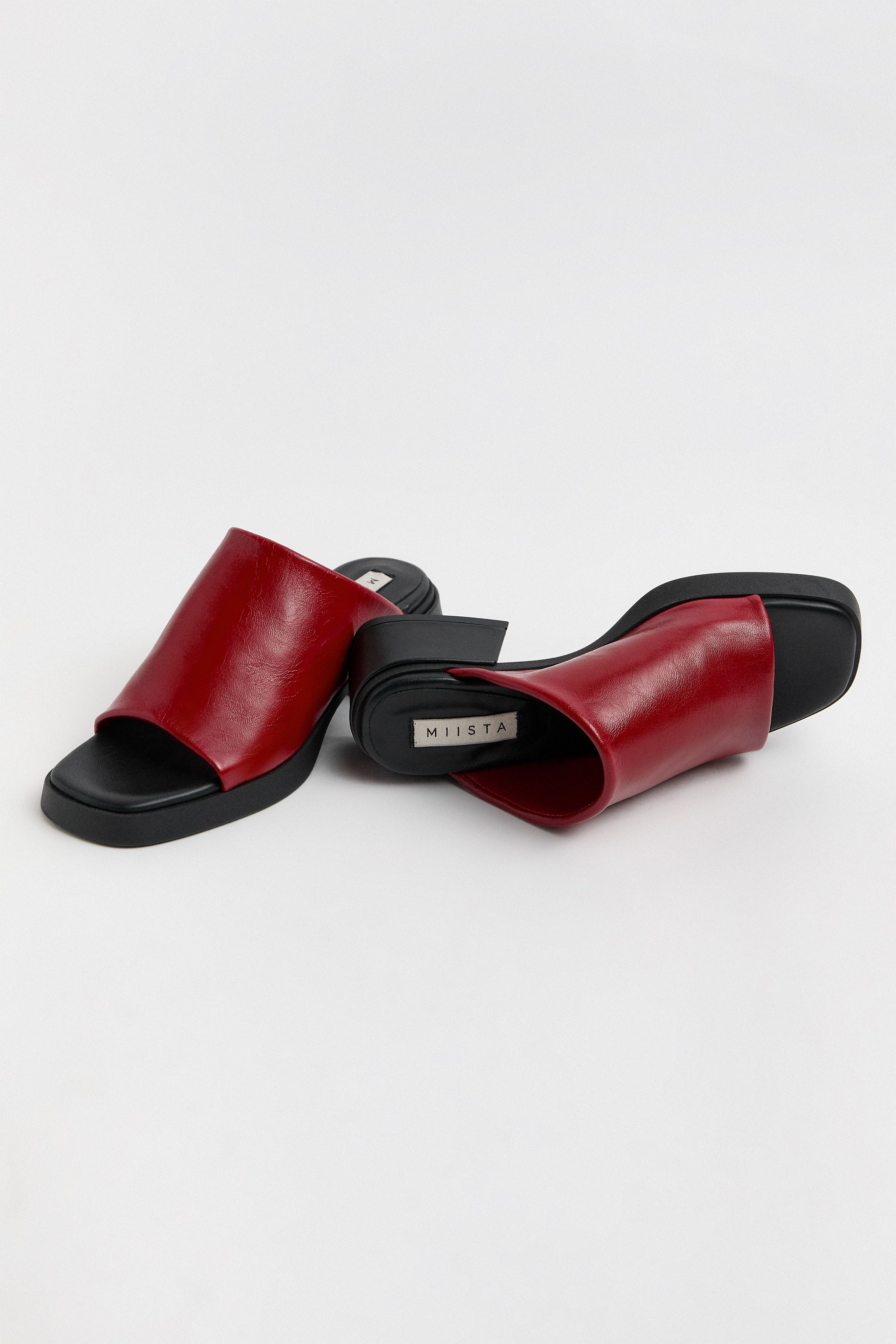 Zooey Sandals - Red Shiny Leather | Miista