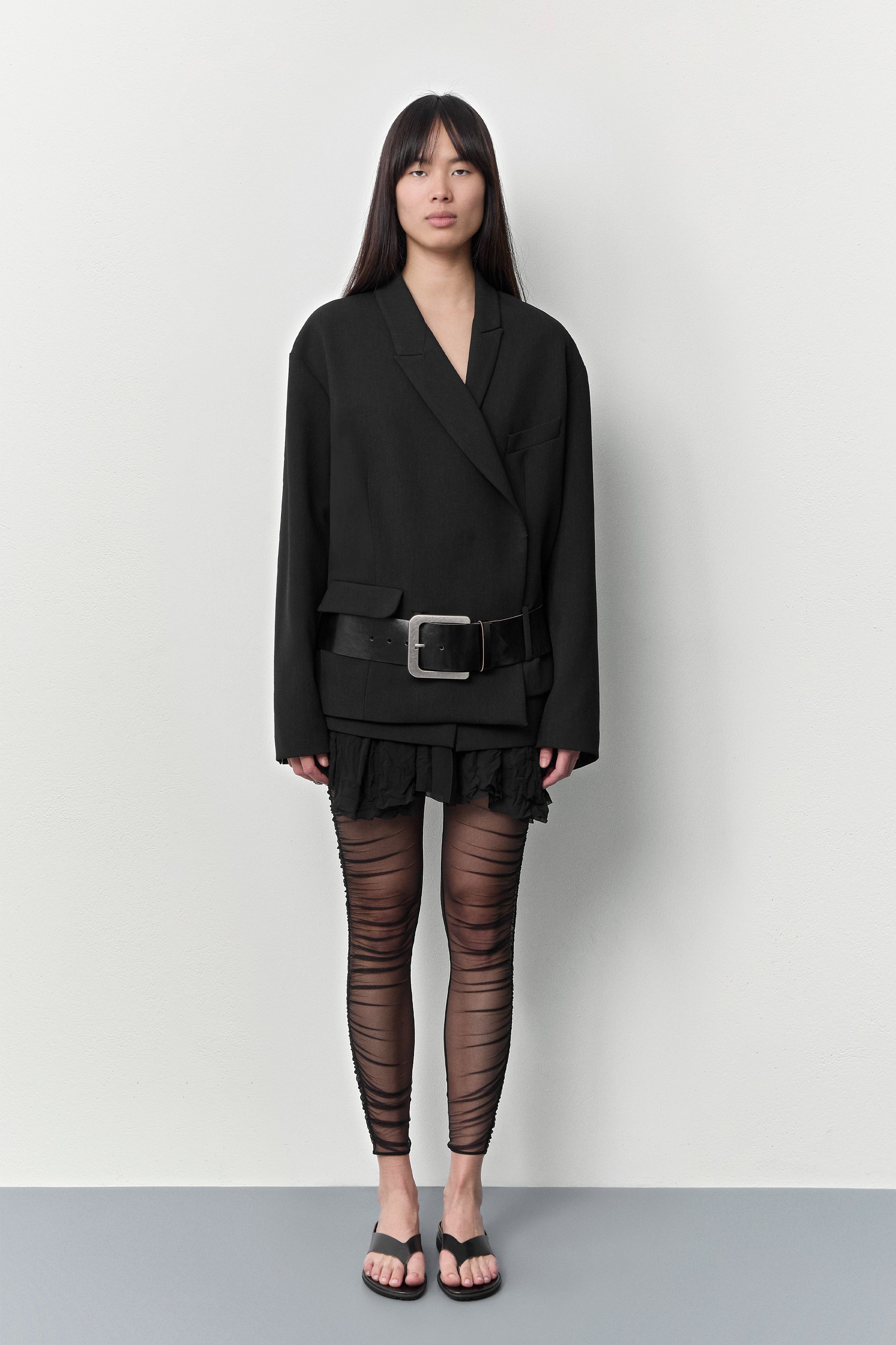 Punet Sandals - Black Leather | Miista