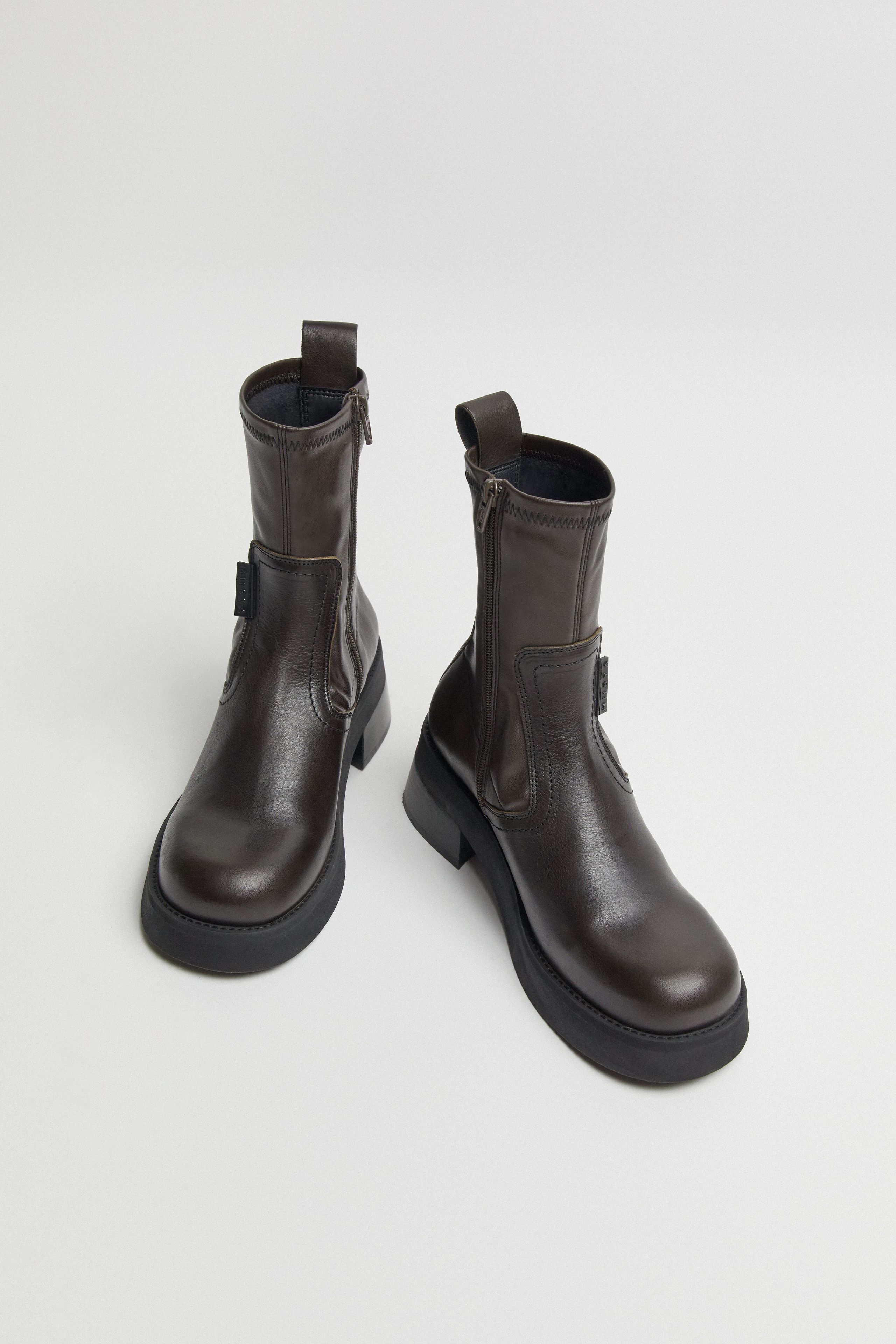 【関税込み】Miista ブラウン New Oliana アンクルブーツ Oliana Brown Ankle Boots | Miista