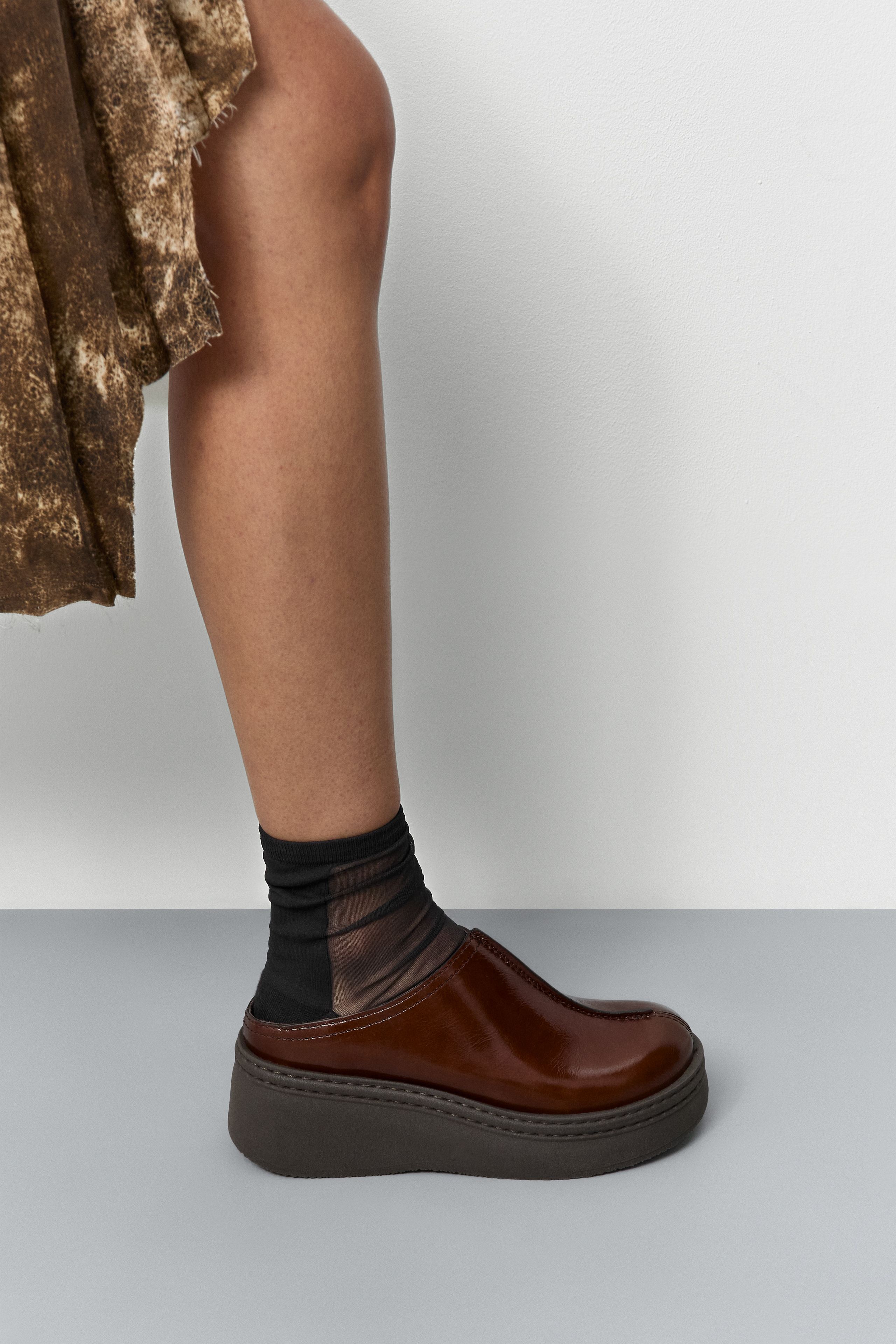 Mego Mules - Brown Crinkle Leather | Miista Mego Mules - Brown Crinkle Leather | Miista