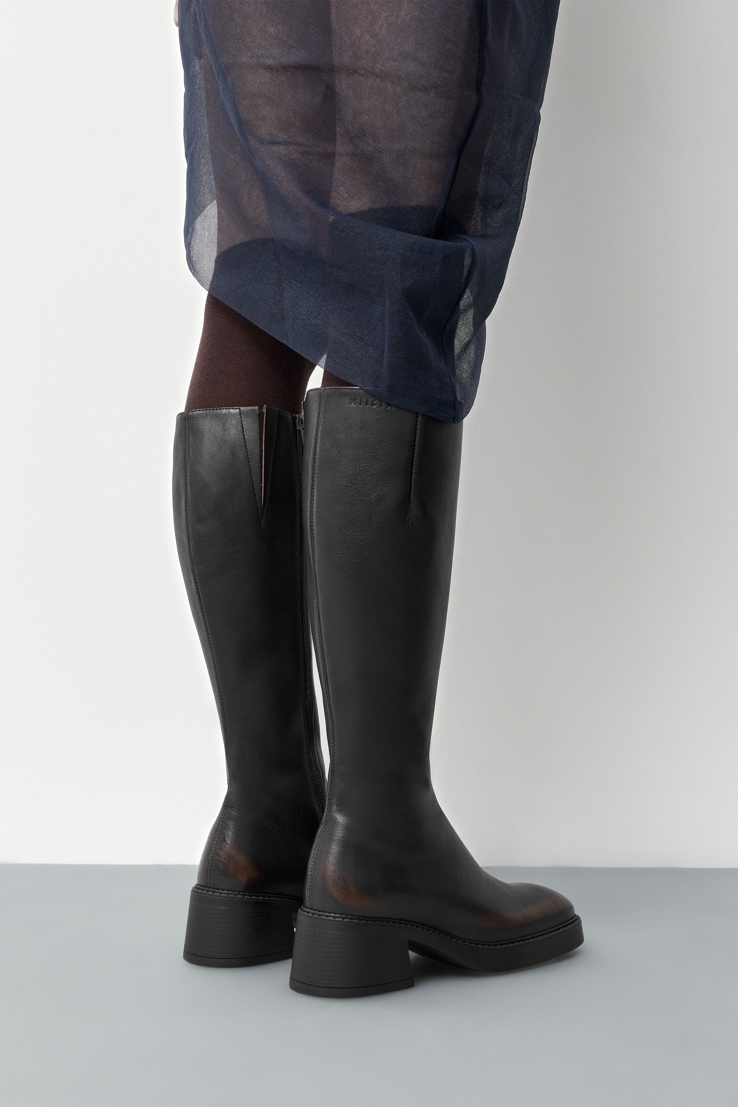 Yumi Boots - Brown Brush Off Leather | Miista