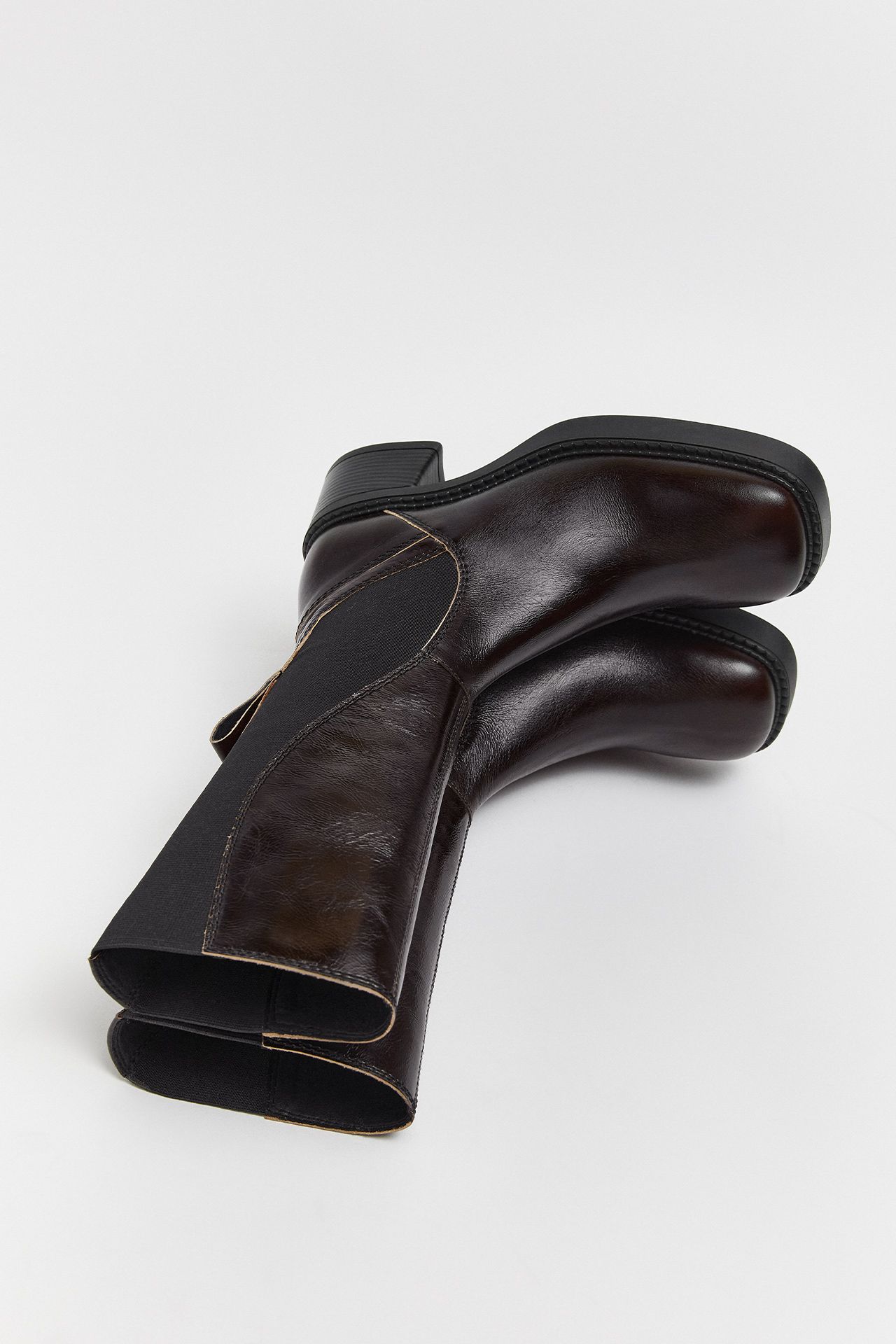 Flabia Kiwi Boots | Miista
